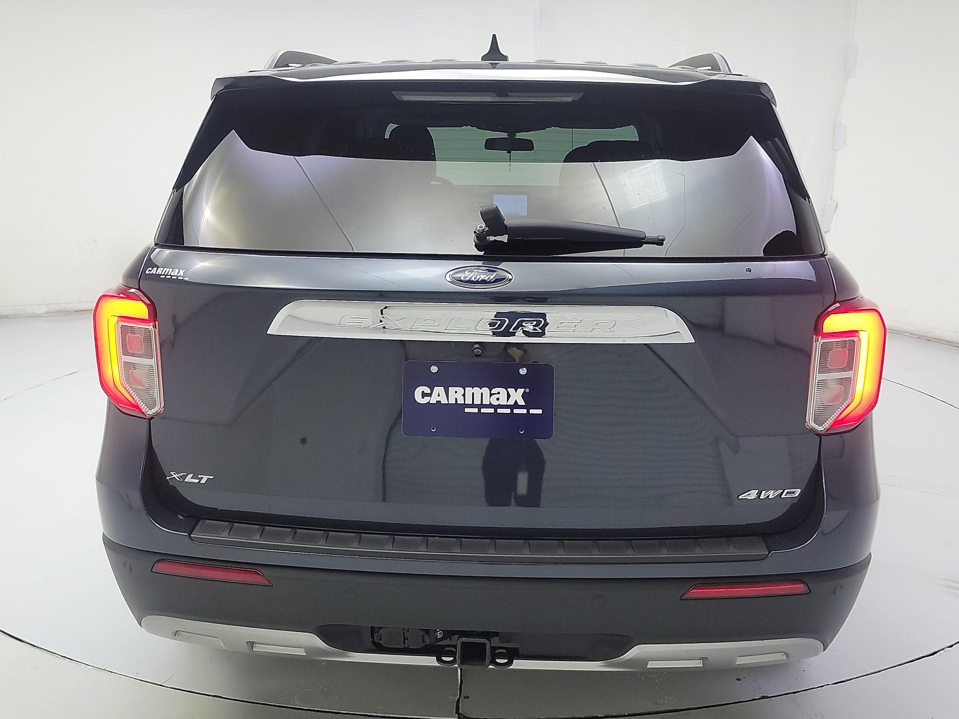 Thumbnail: 2022 Ford Explorer - 6