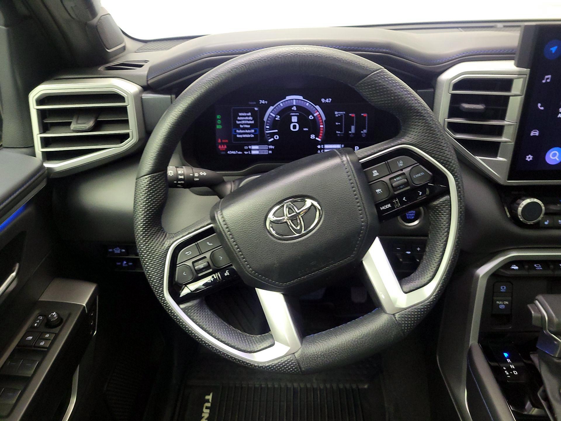 Thumbnail: 2024 Toyota Tundra - 10