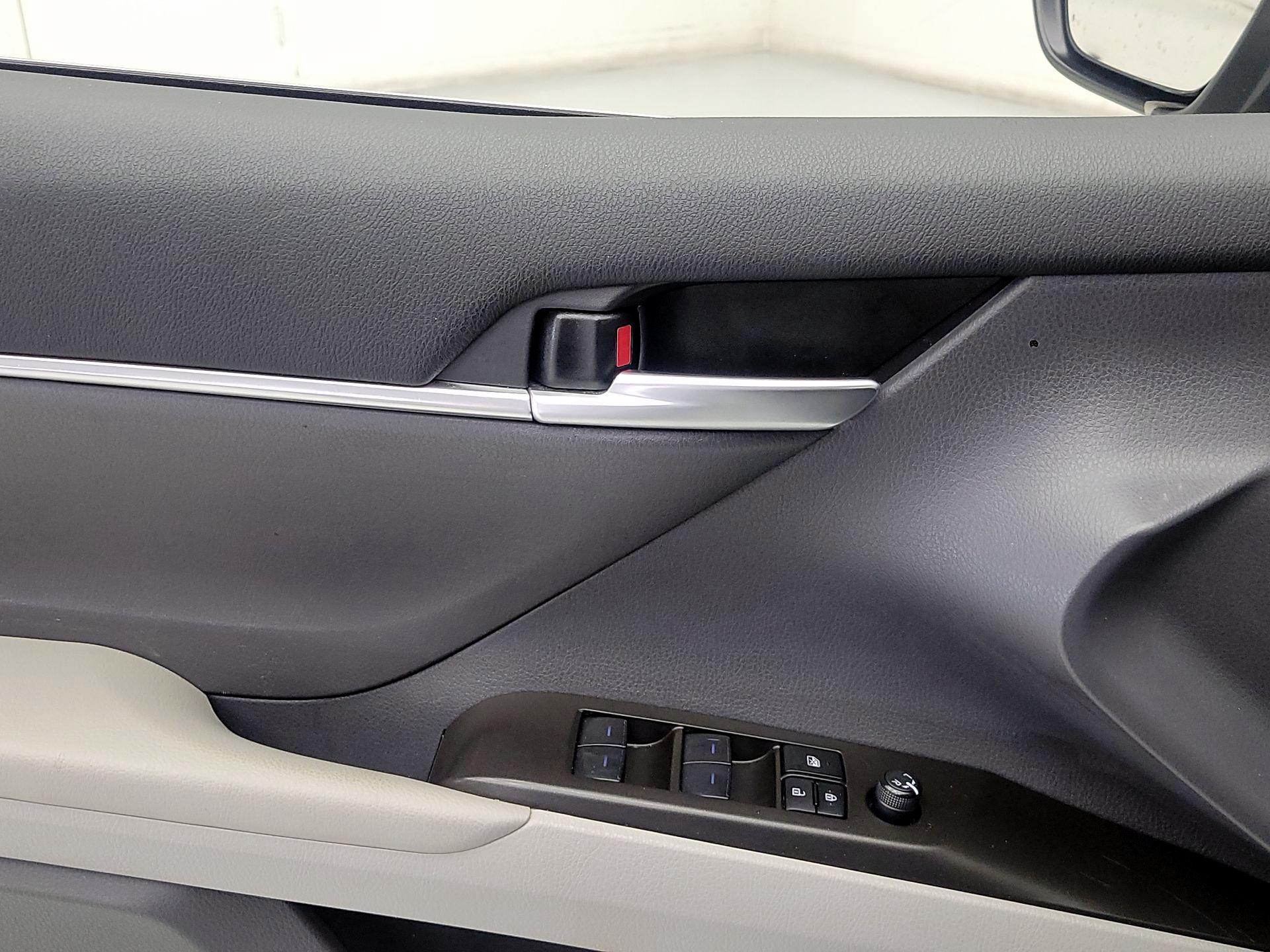 Thumbnail: 2024 Toyota Camry - 10