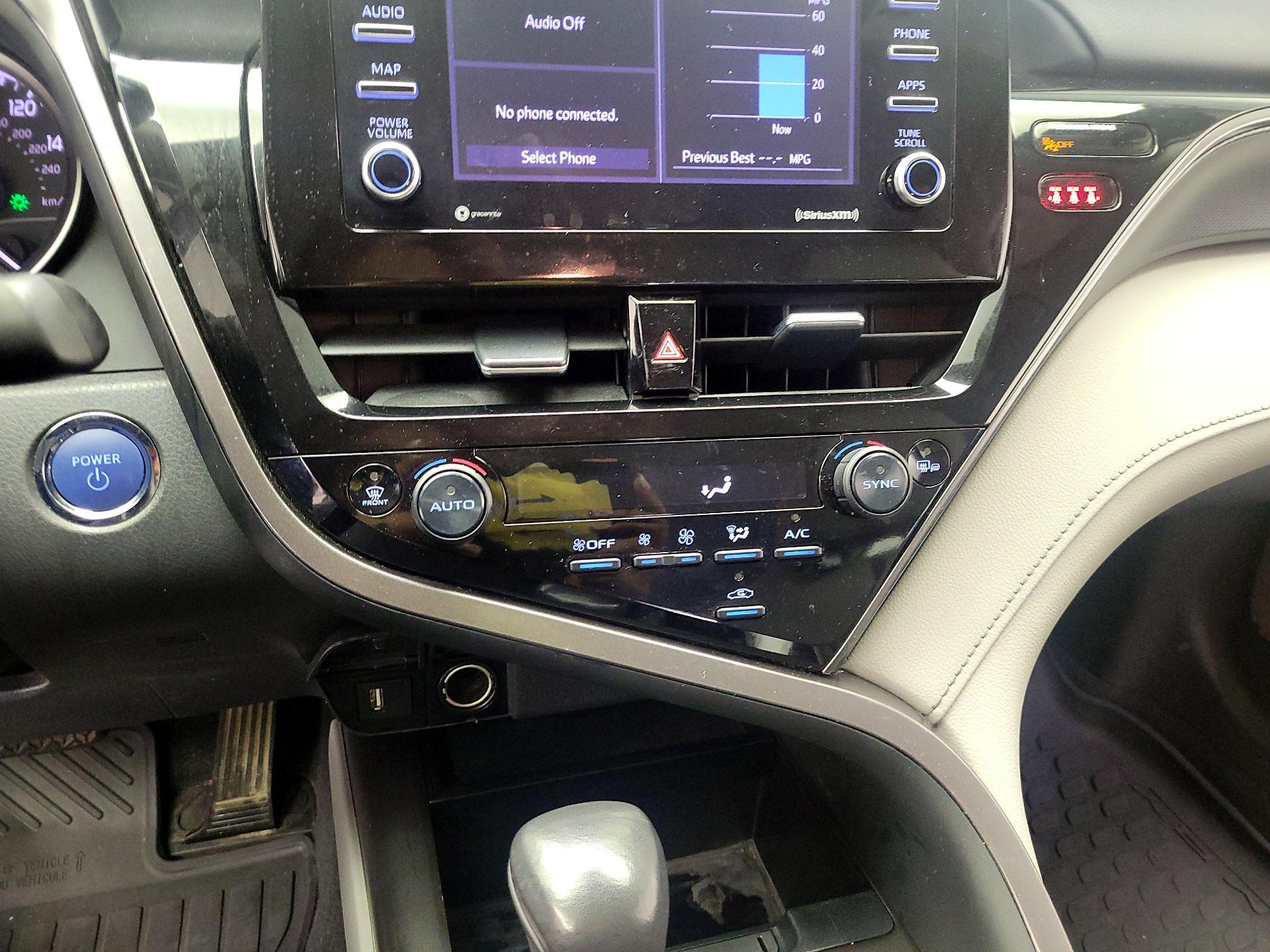 Thumbnail: 2024 Toyota Camry - 15