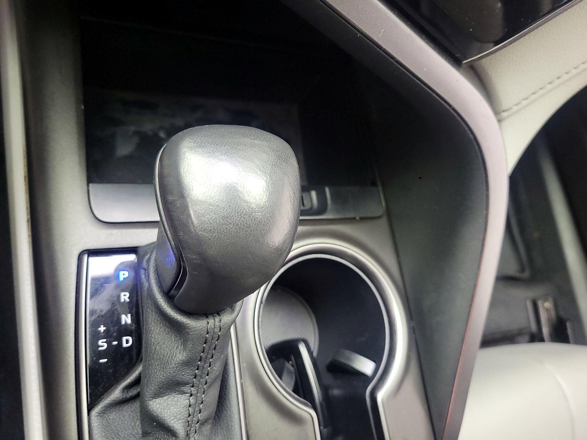 Thumbnail: 2024 Toyota Camry - 16