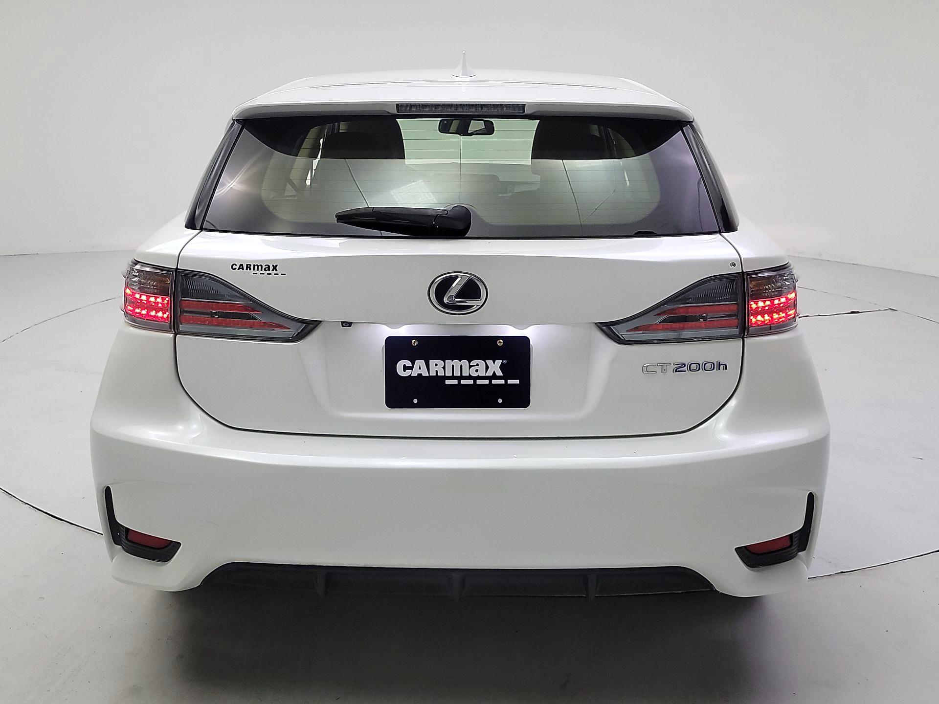 Thumbnail: 2015 Lexus CT - 6