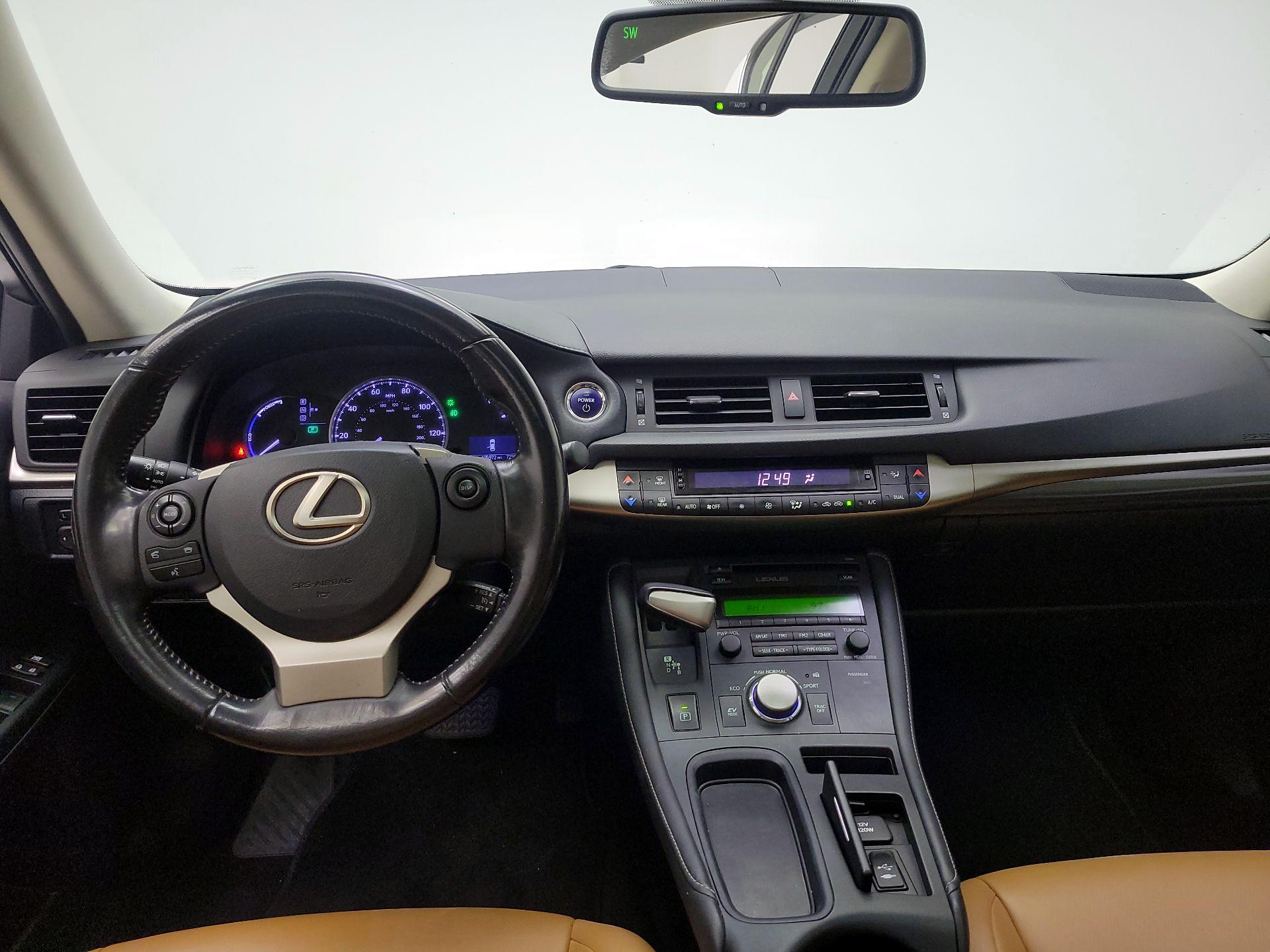 Thumbnail: 2015 Lexus CT - 8