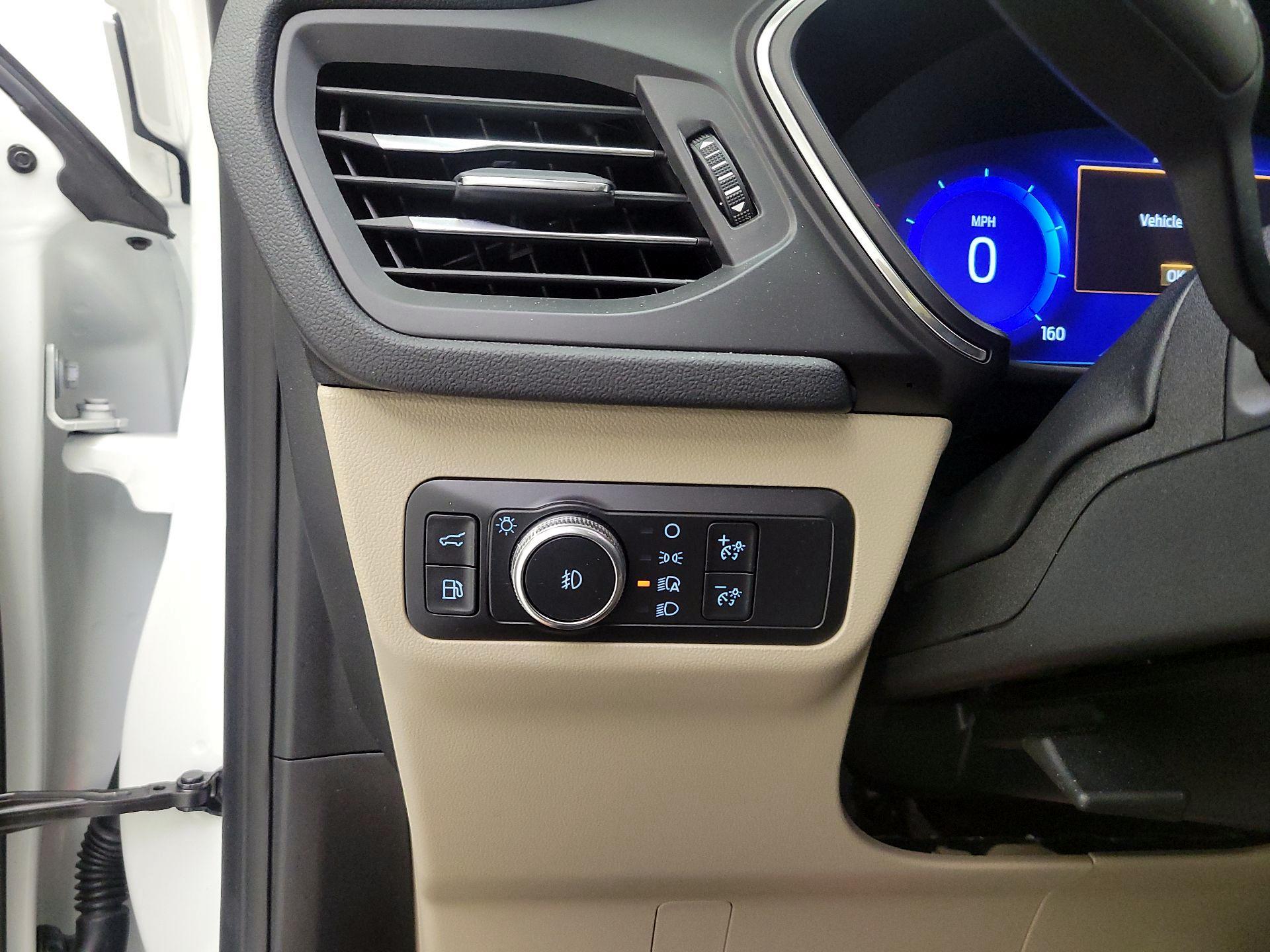 Thumbnail: 2020 Ford Escape - 11