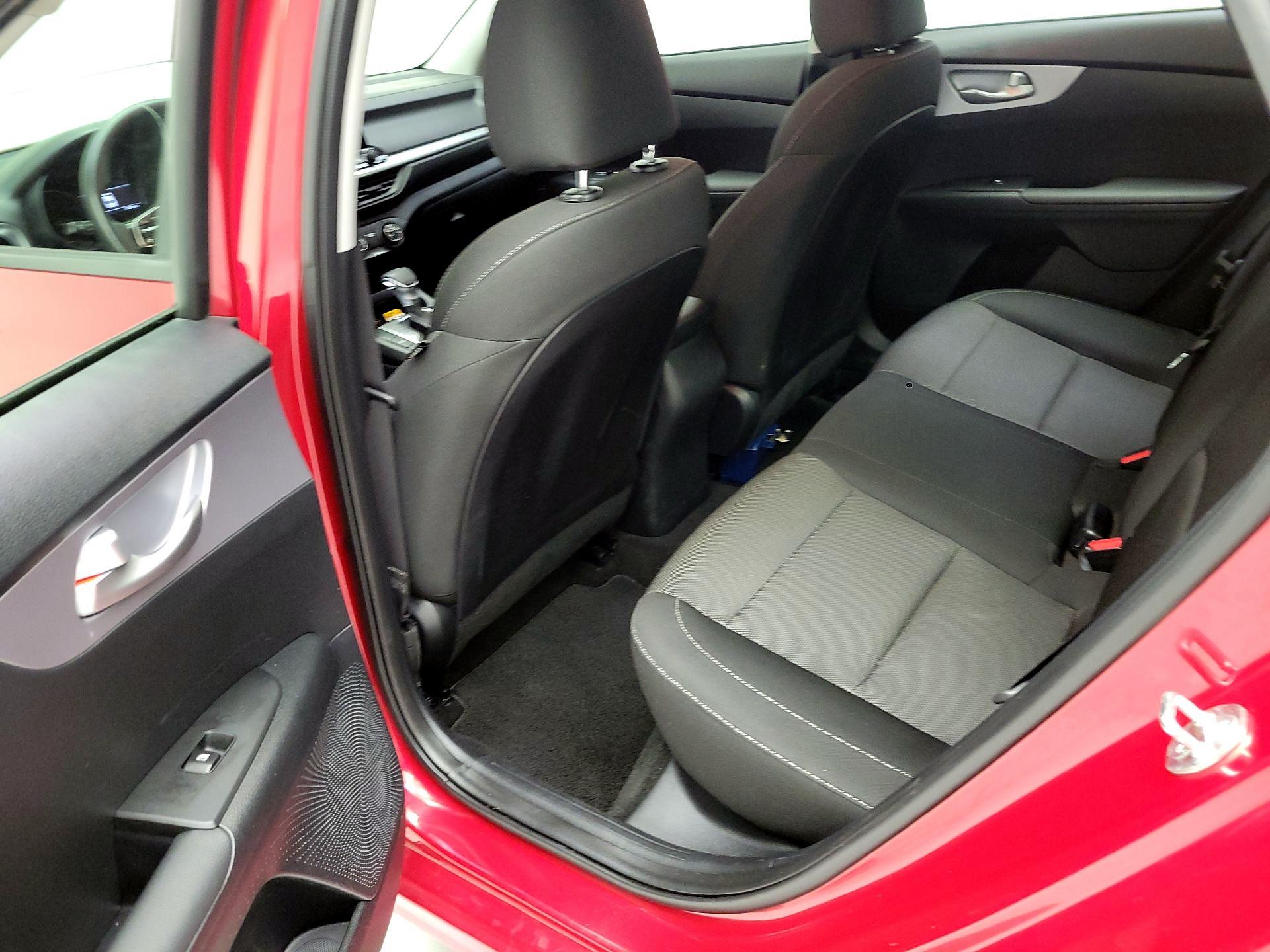 Thumbnail: 2024 Kia Forte - 17