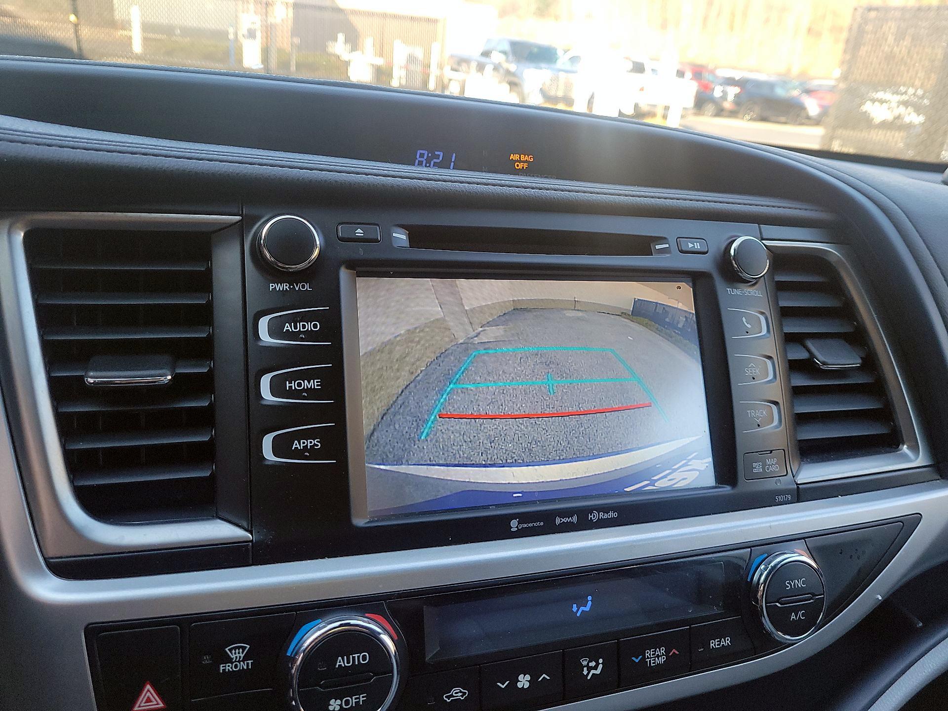 Thumbnail: 2018 Toyota Highlander - 13