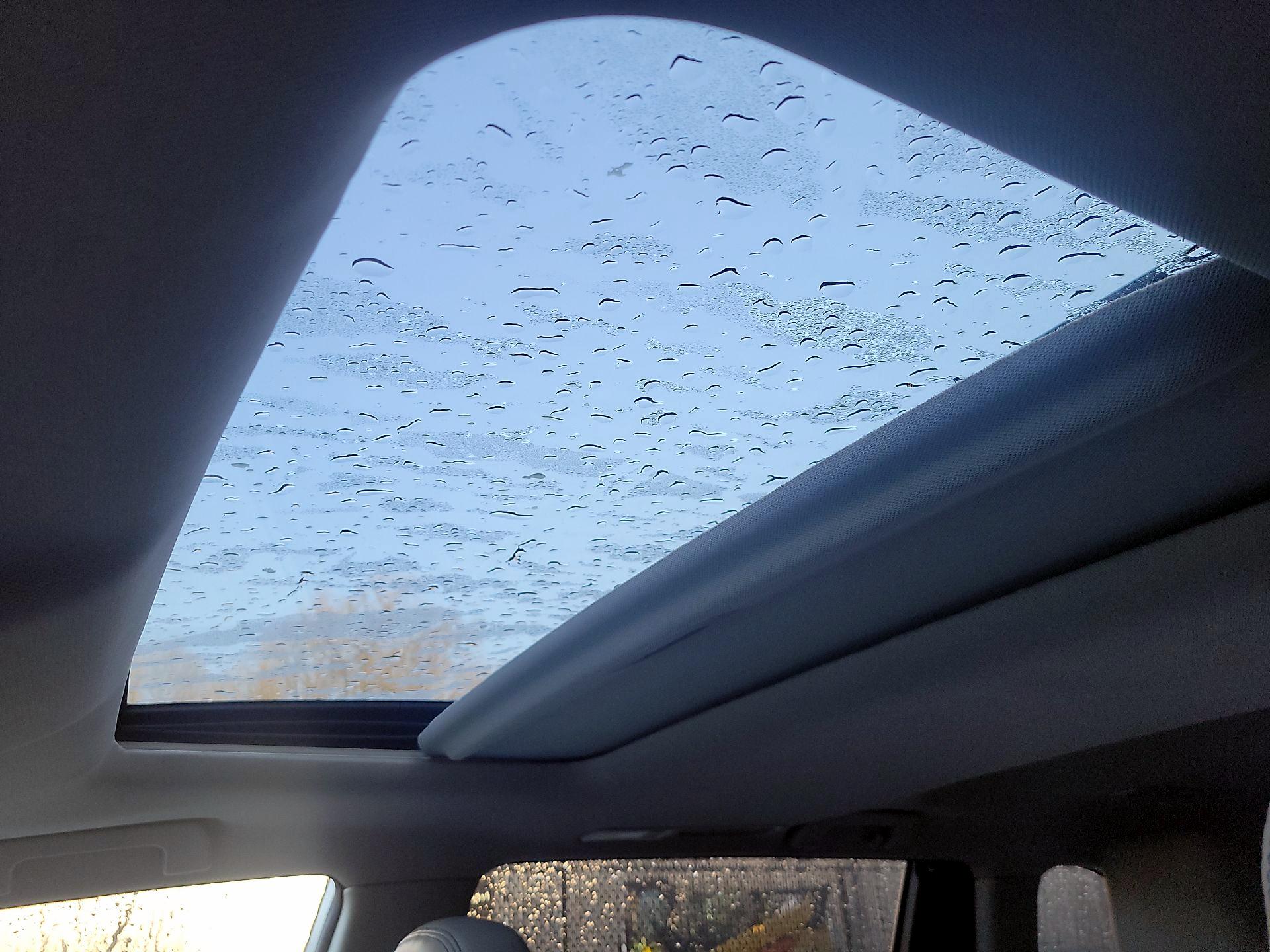 Thumbnail: 2018 Toyota Highlander - 18