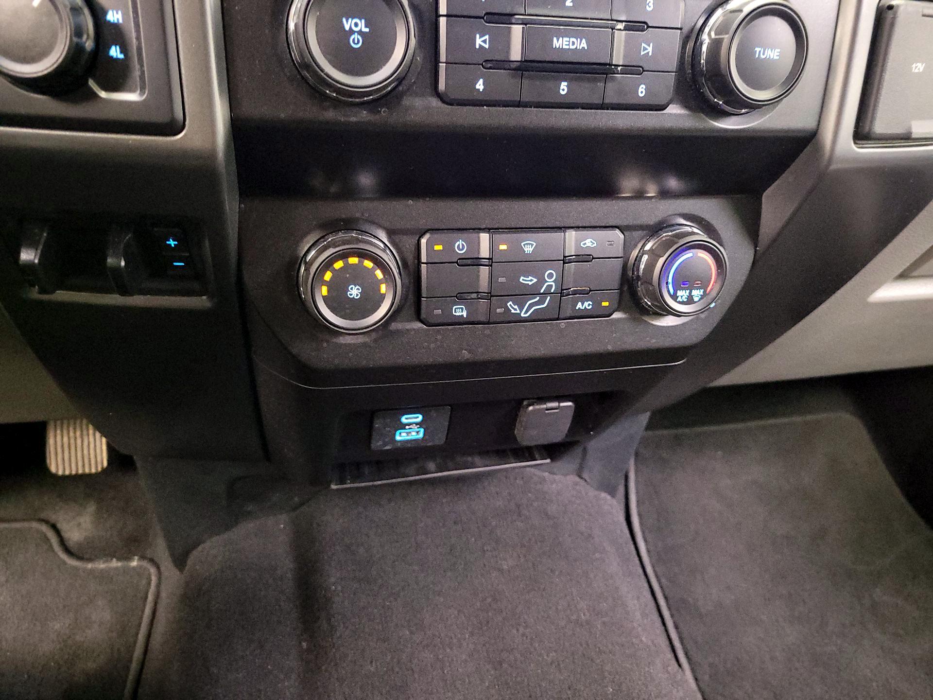 Thumbnail: 2020 Ford F-250 - 16