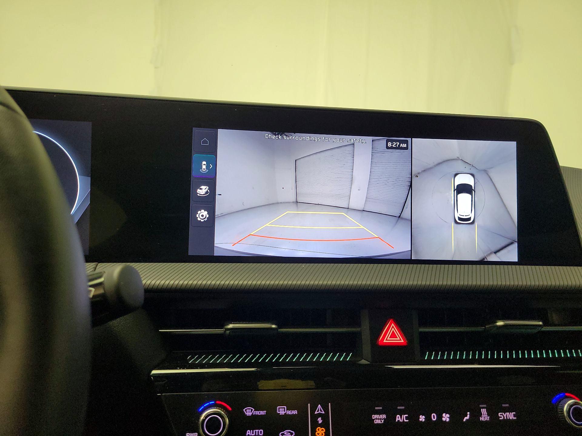 Thumbnail: 2023 Kia EV6 - 12