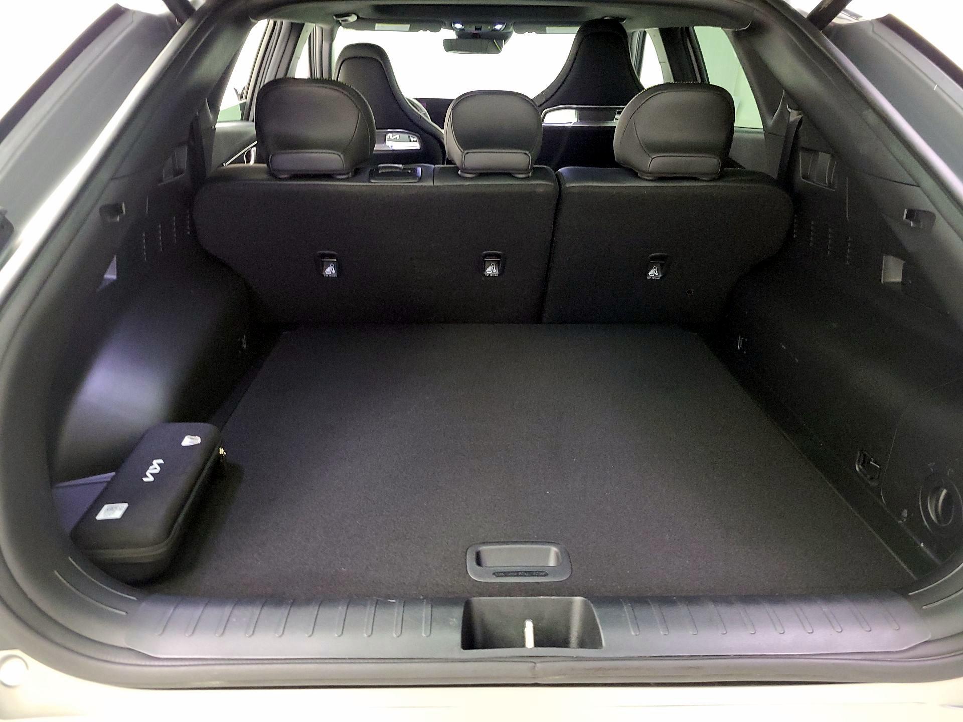 Thumbnail: 2023 Kia EV6 - 18