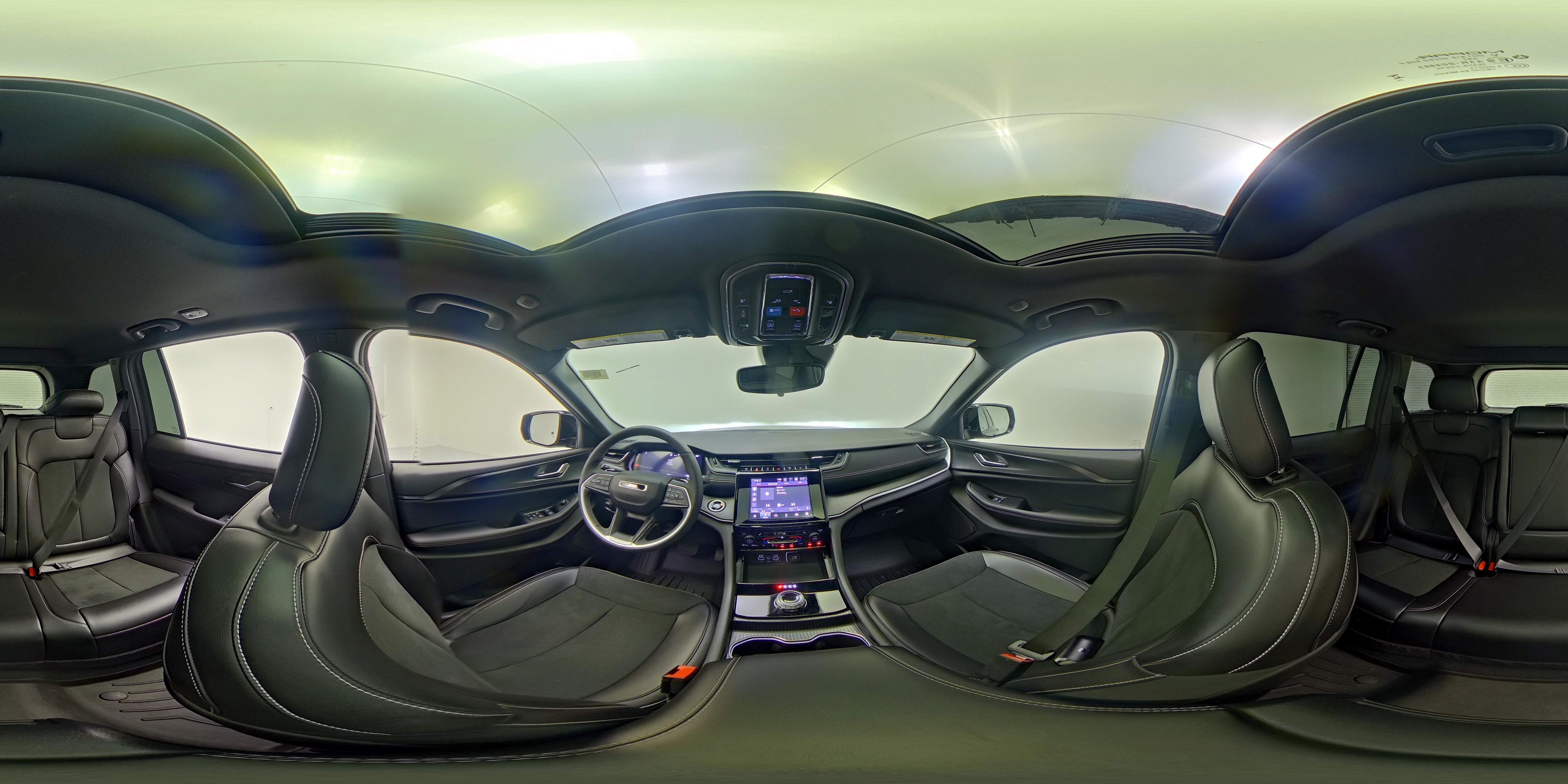 2024 Jeep Grand Cherokee Altitude - Photo 25