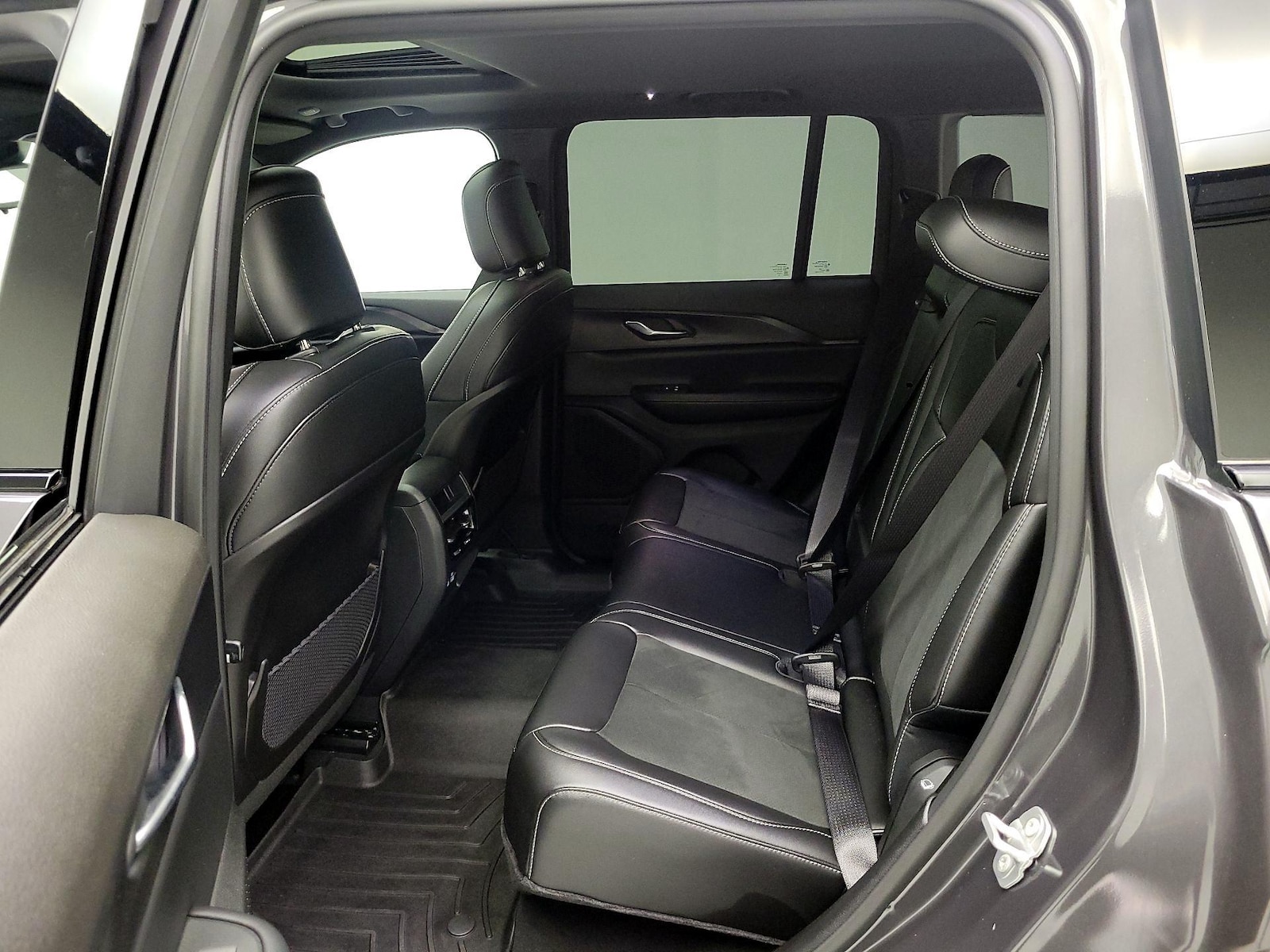 2024 Jeep Grand Cherokee Altitude - Photo 21