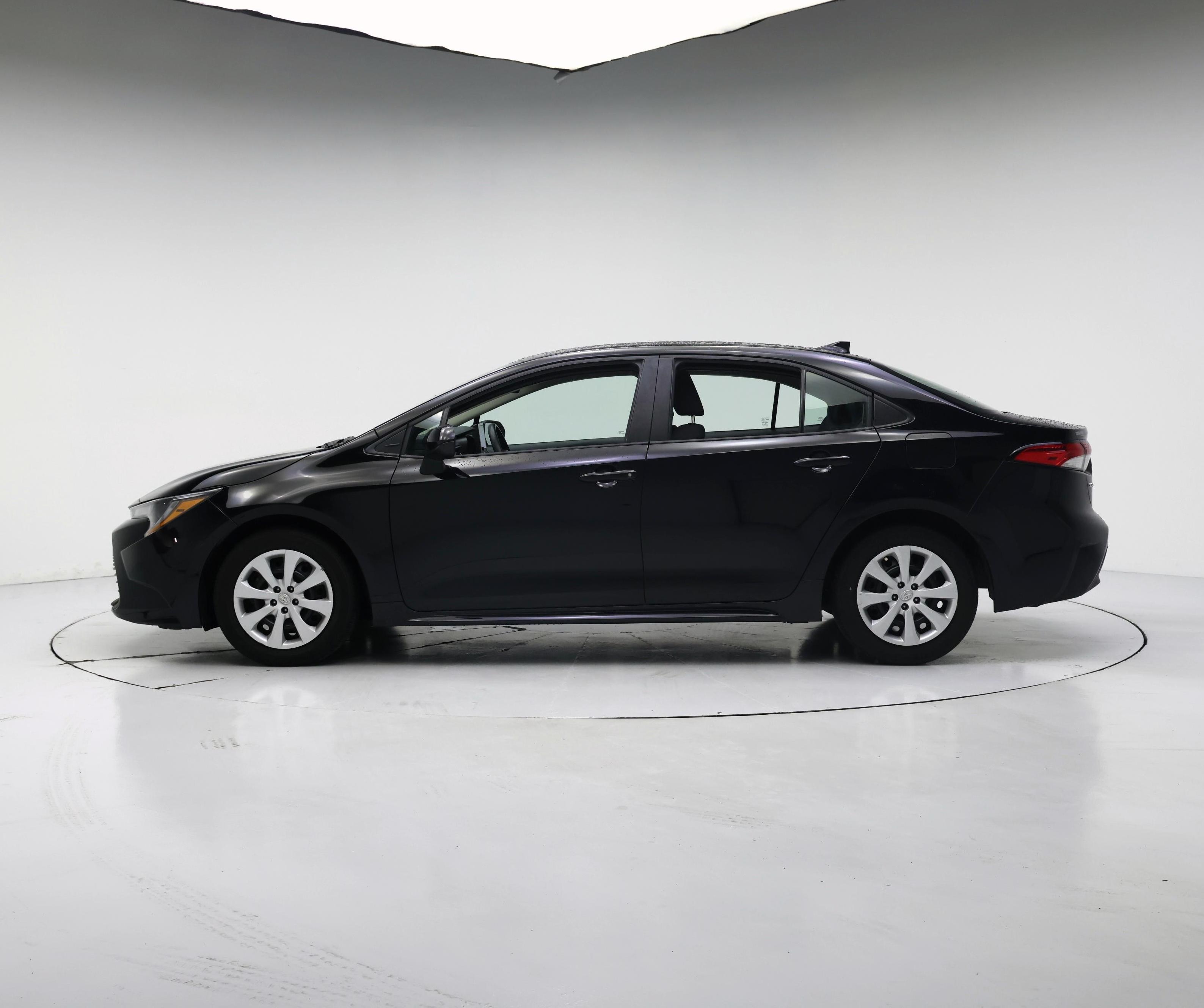 Thumbnail: 2024 Toyota Corolla - 3