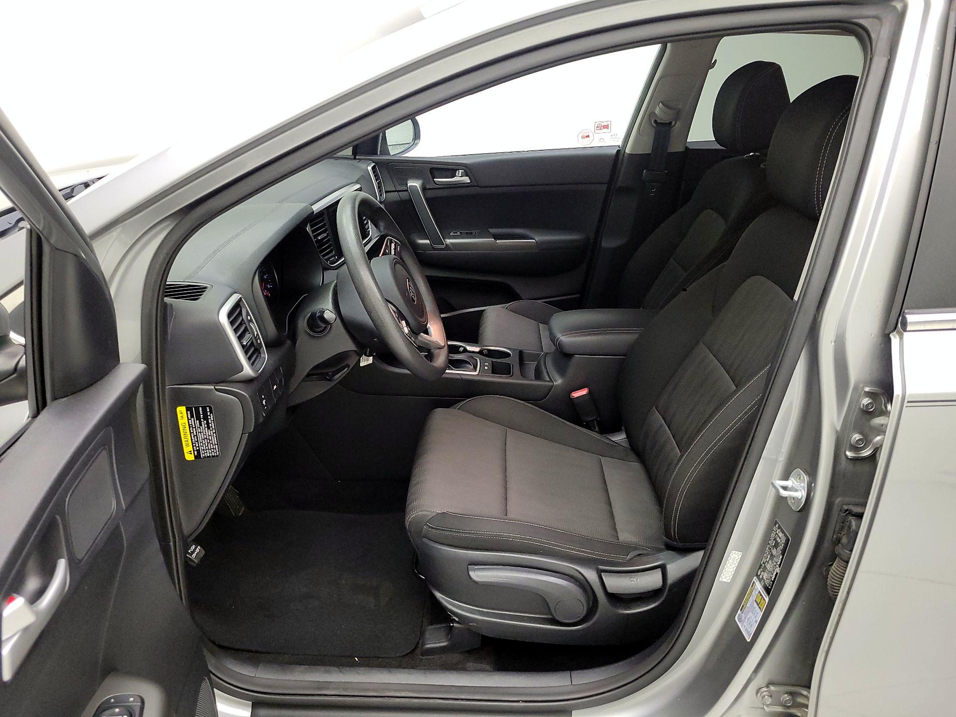 Thumbnail: 2020 Kia Sportage - 9