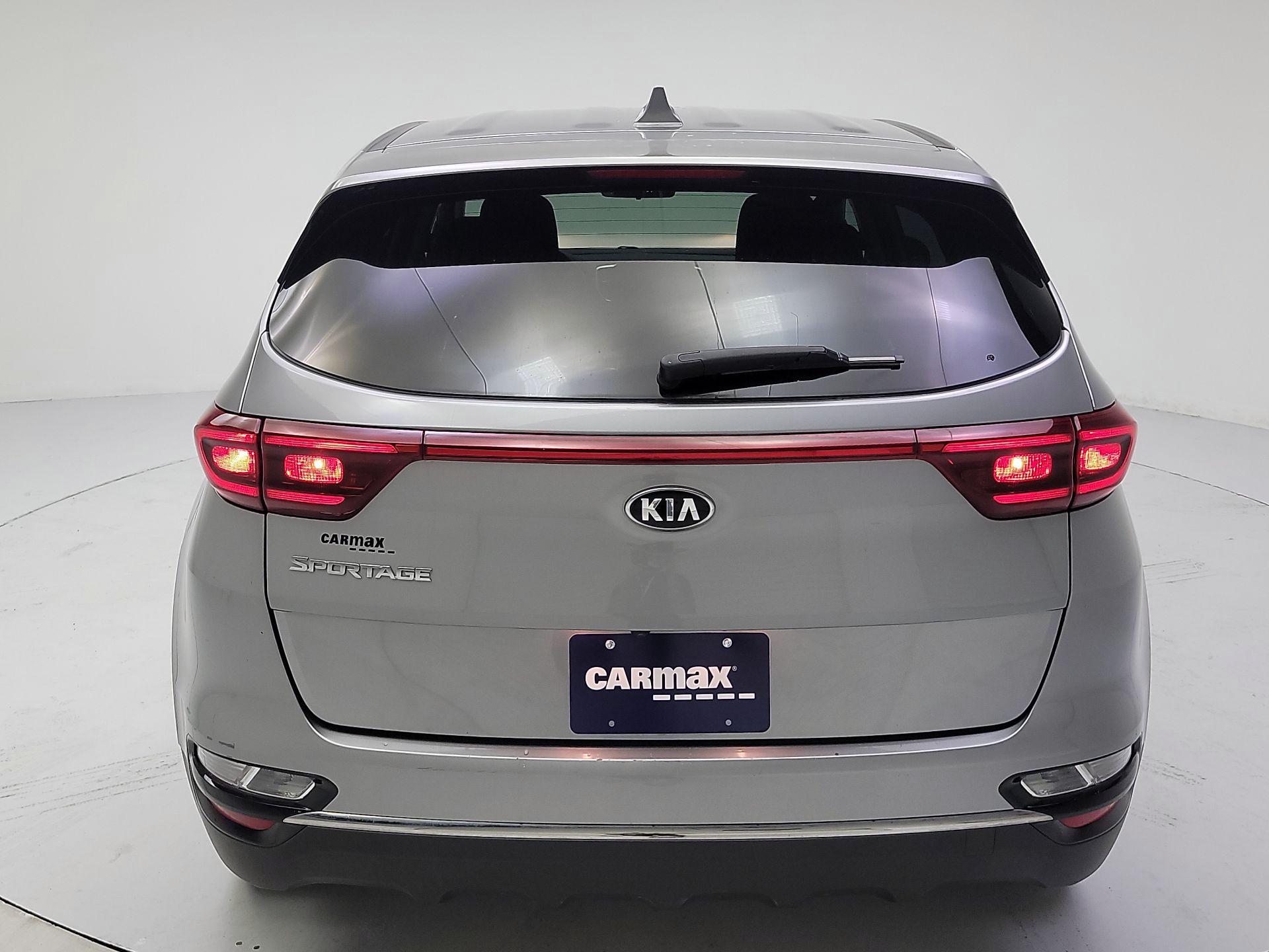 Thumbnail: 2020 Kia Sportage - 6