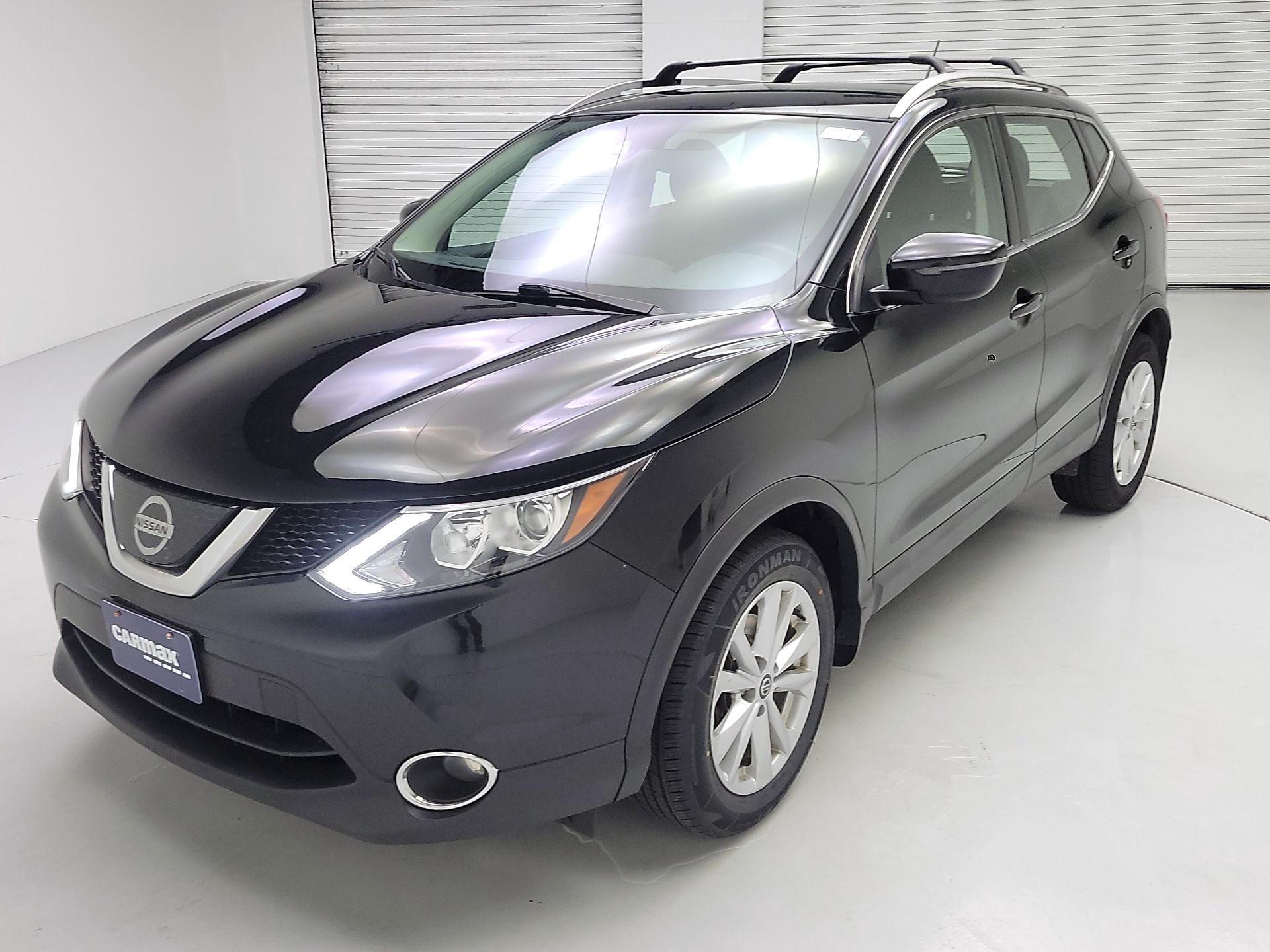 Thumbnail: 2019 Nissan Rogue Sport - 3