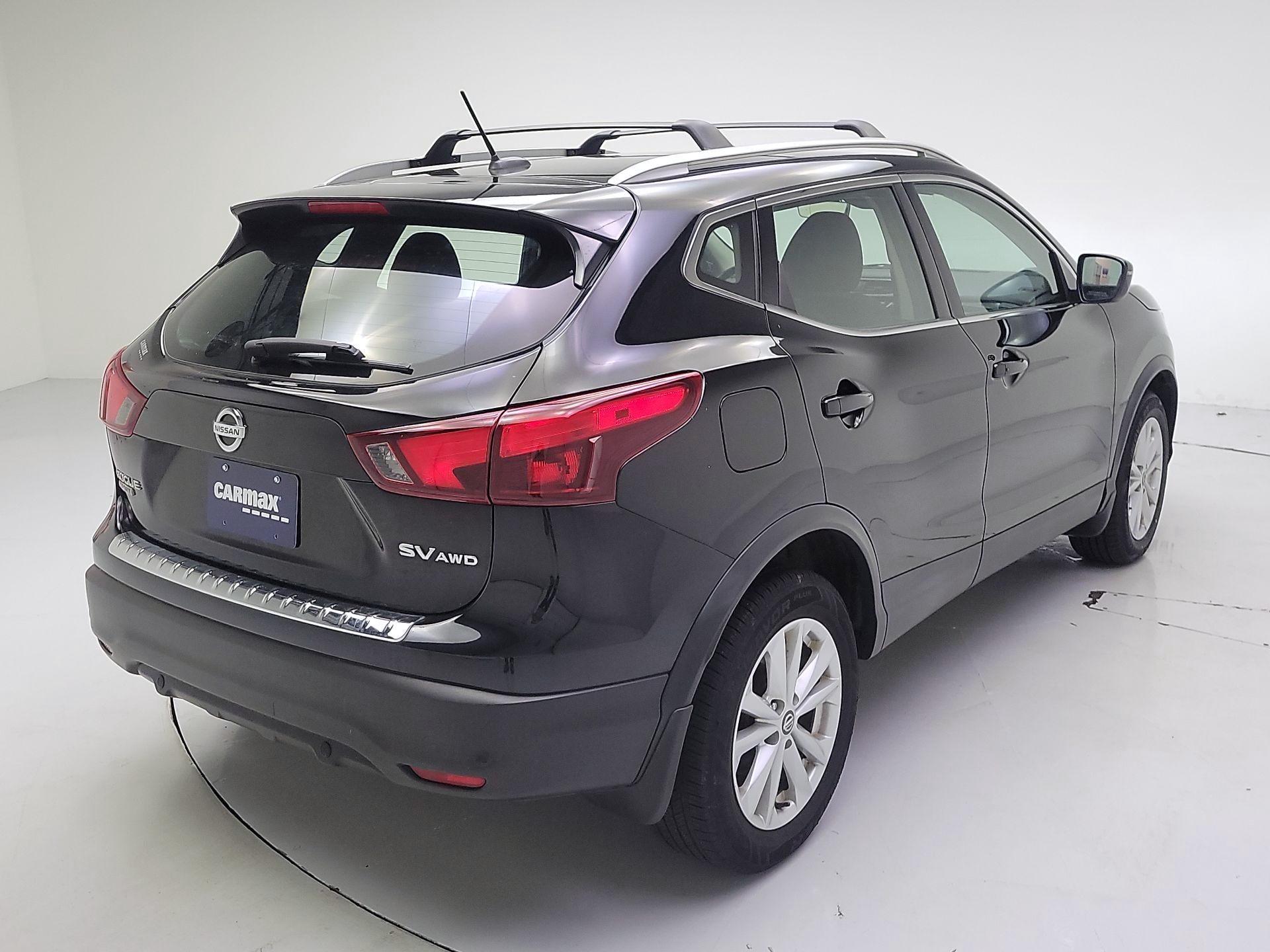 Thumbnail: 2019 Nissan Rogue Sport - 5