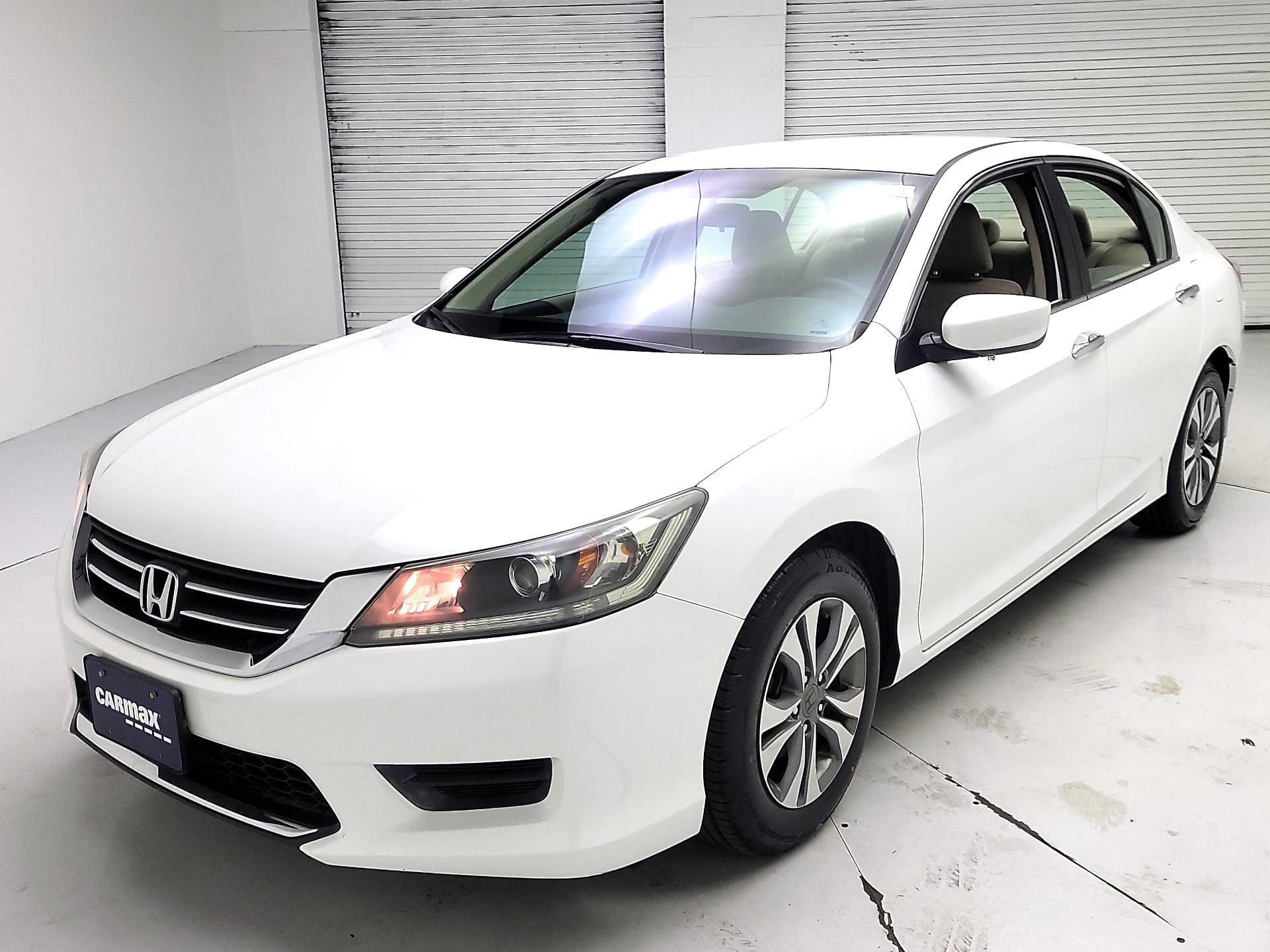 Thumbnail: 2015 Honda Accord - 3