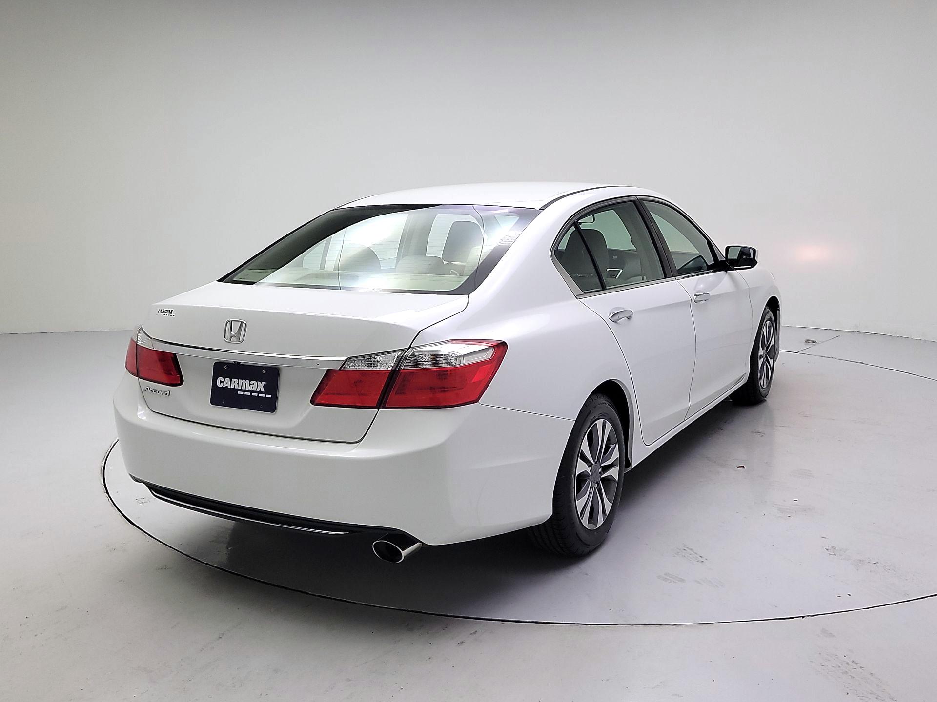 Thumbnail: 2015 Honda Accord - 5