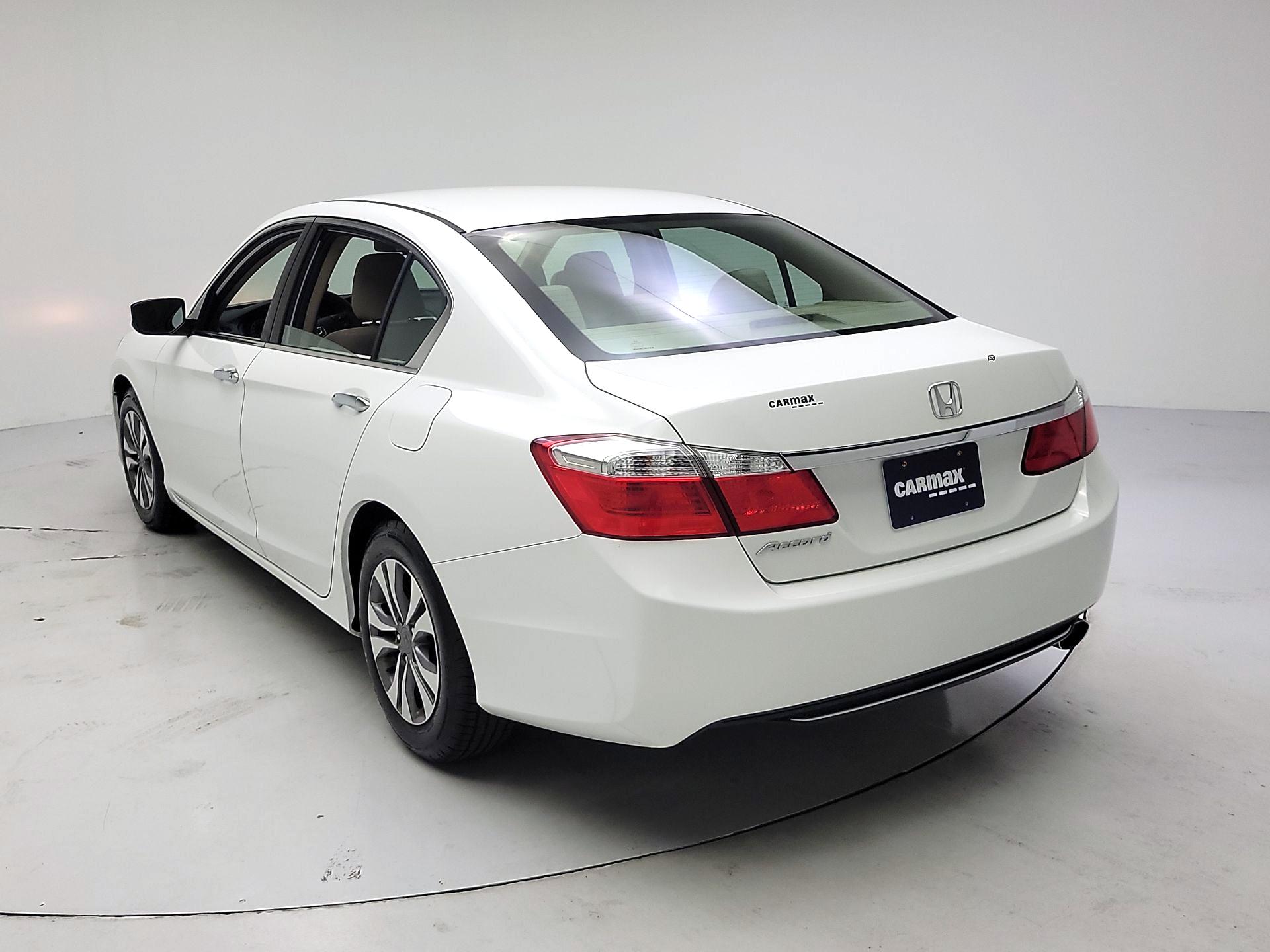 Thumbnail: 2015 Honda Accord - 7