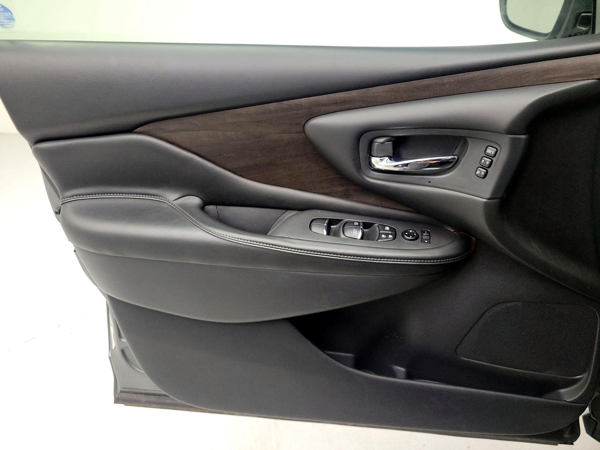 Thumbnail: 2020 Nissan Murano - 10