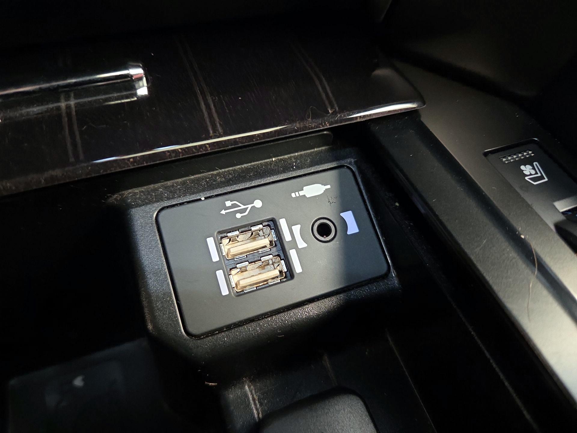 Thumbnail: 2022 Lexus GX - 19
