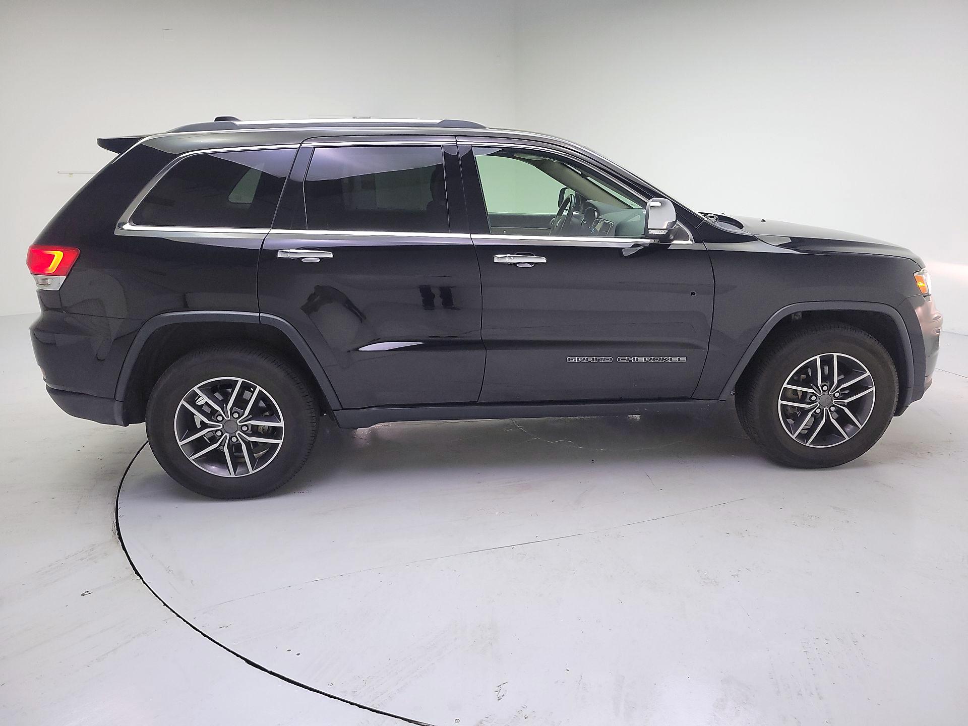 Thumbnail: 2019 Jeep Grand Cherokee - 4