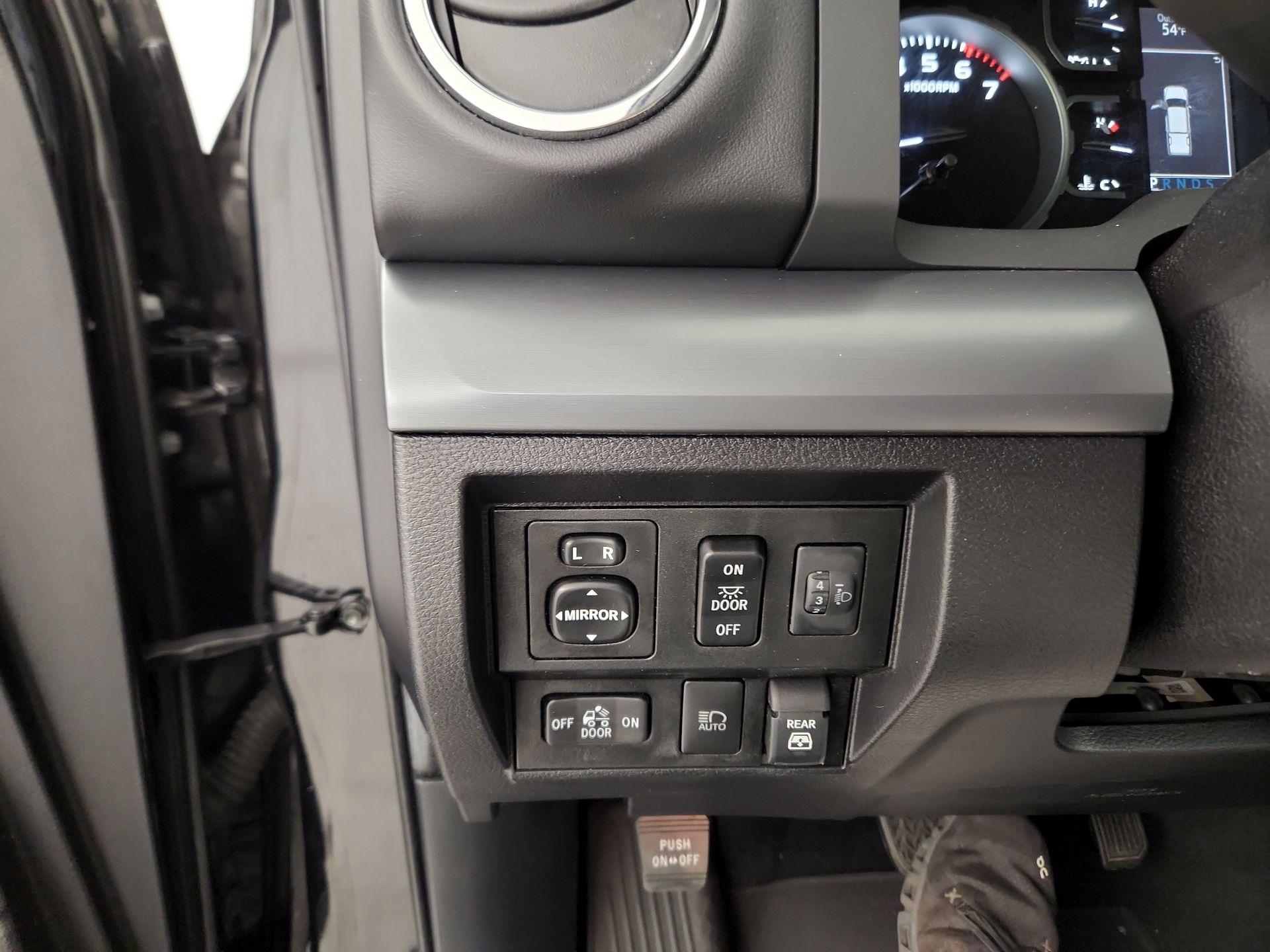 Thumbnail: 2021 Toyota Tundra - 13