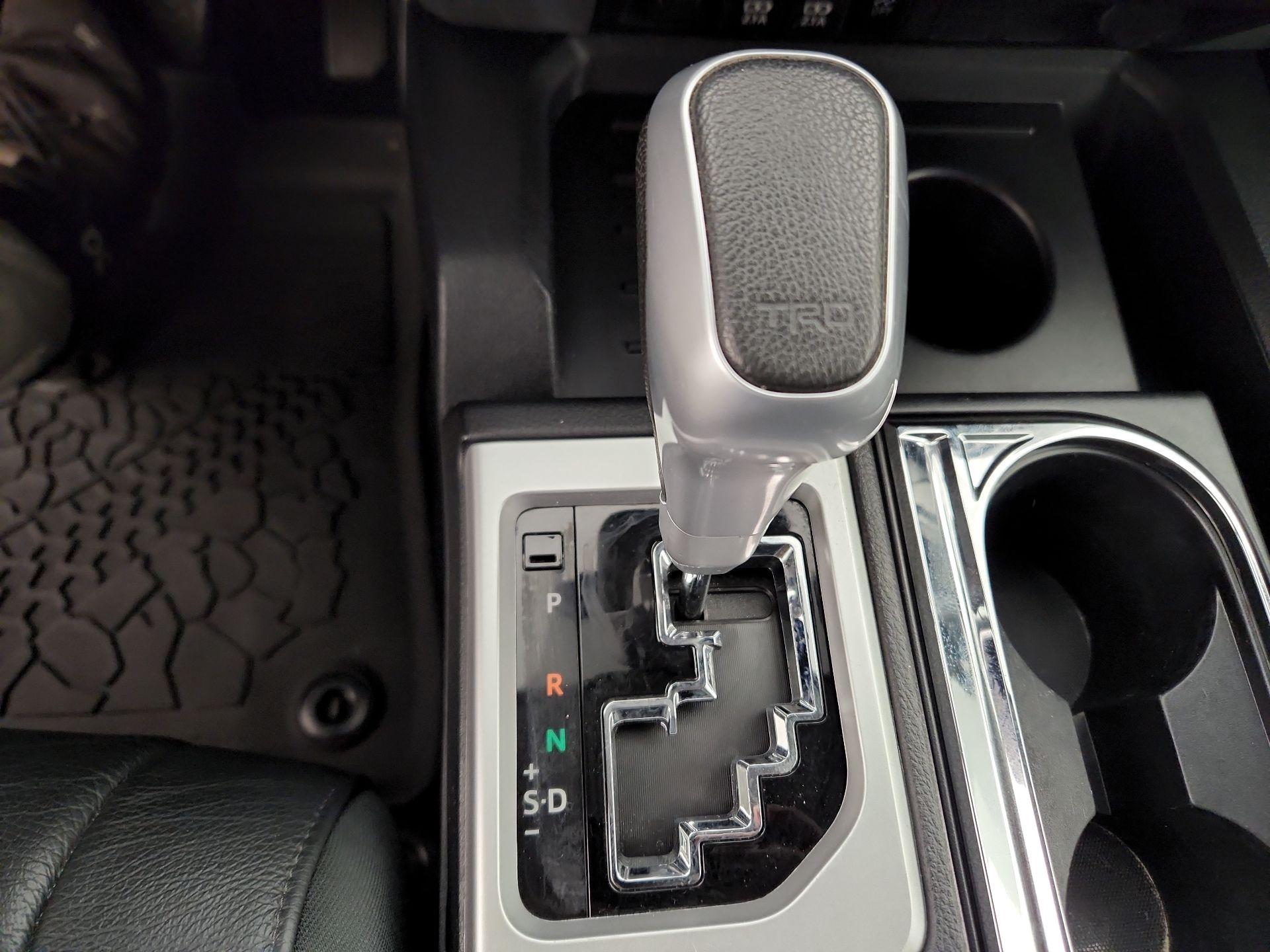 Thumbnail: 2021 Toyota Tundra - 17