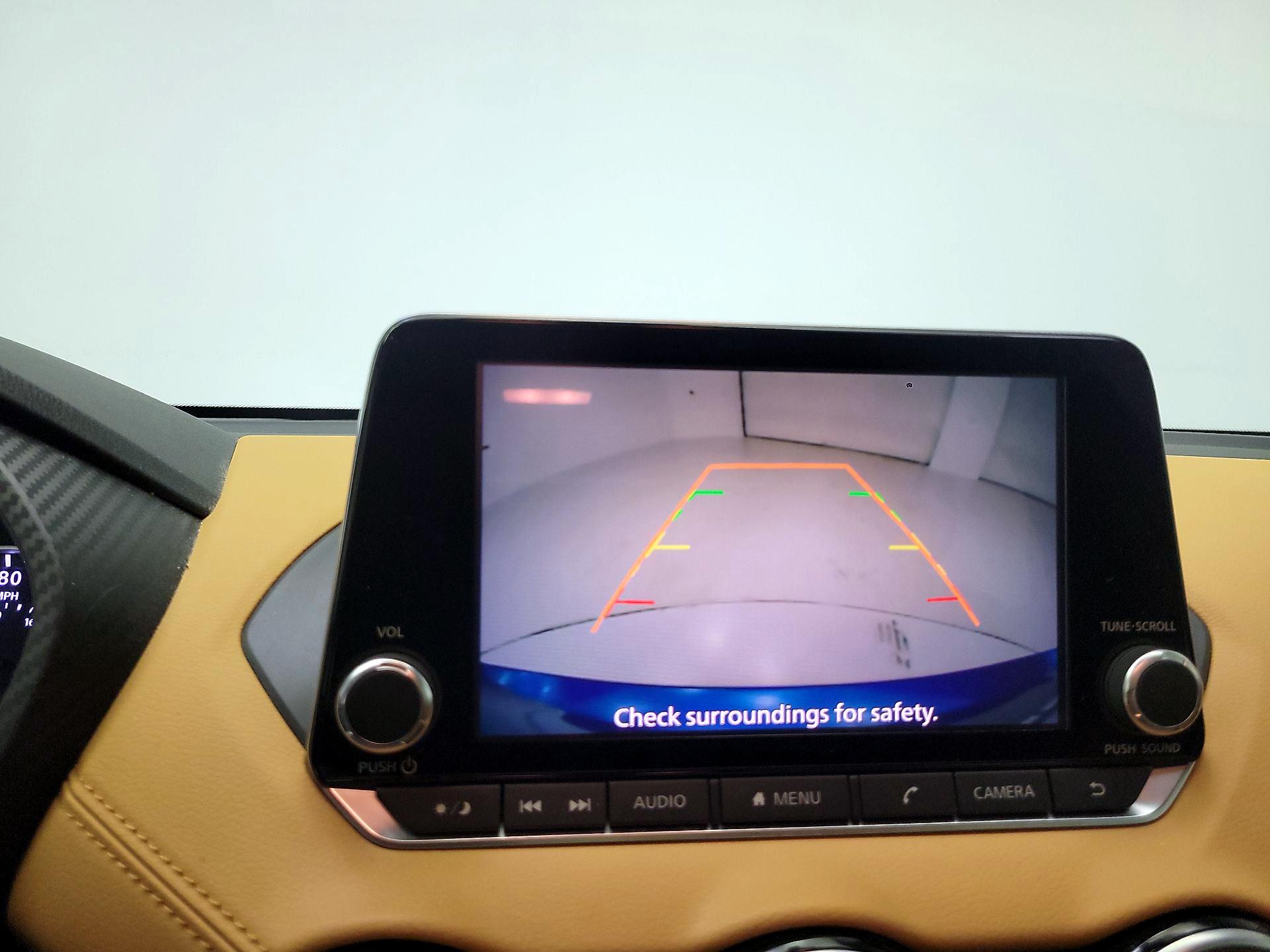 Thumbnail: 2020 Nissan Sentra - 12