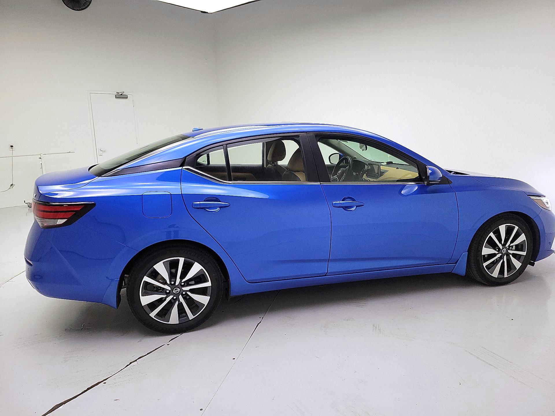 Thumbnail: 2020 Nissan Sentra - 4