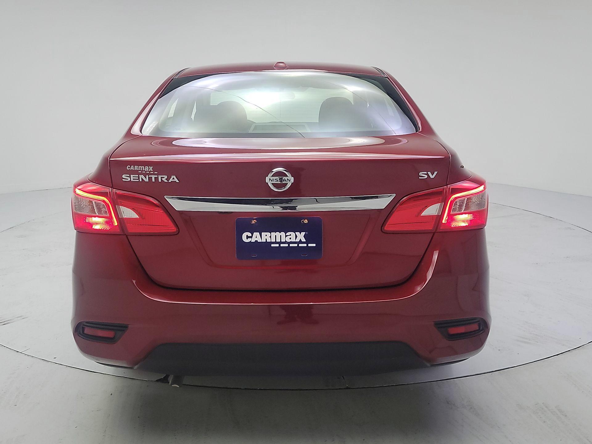Thumbnail: 2017 Nissan Sentra - 6