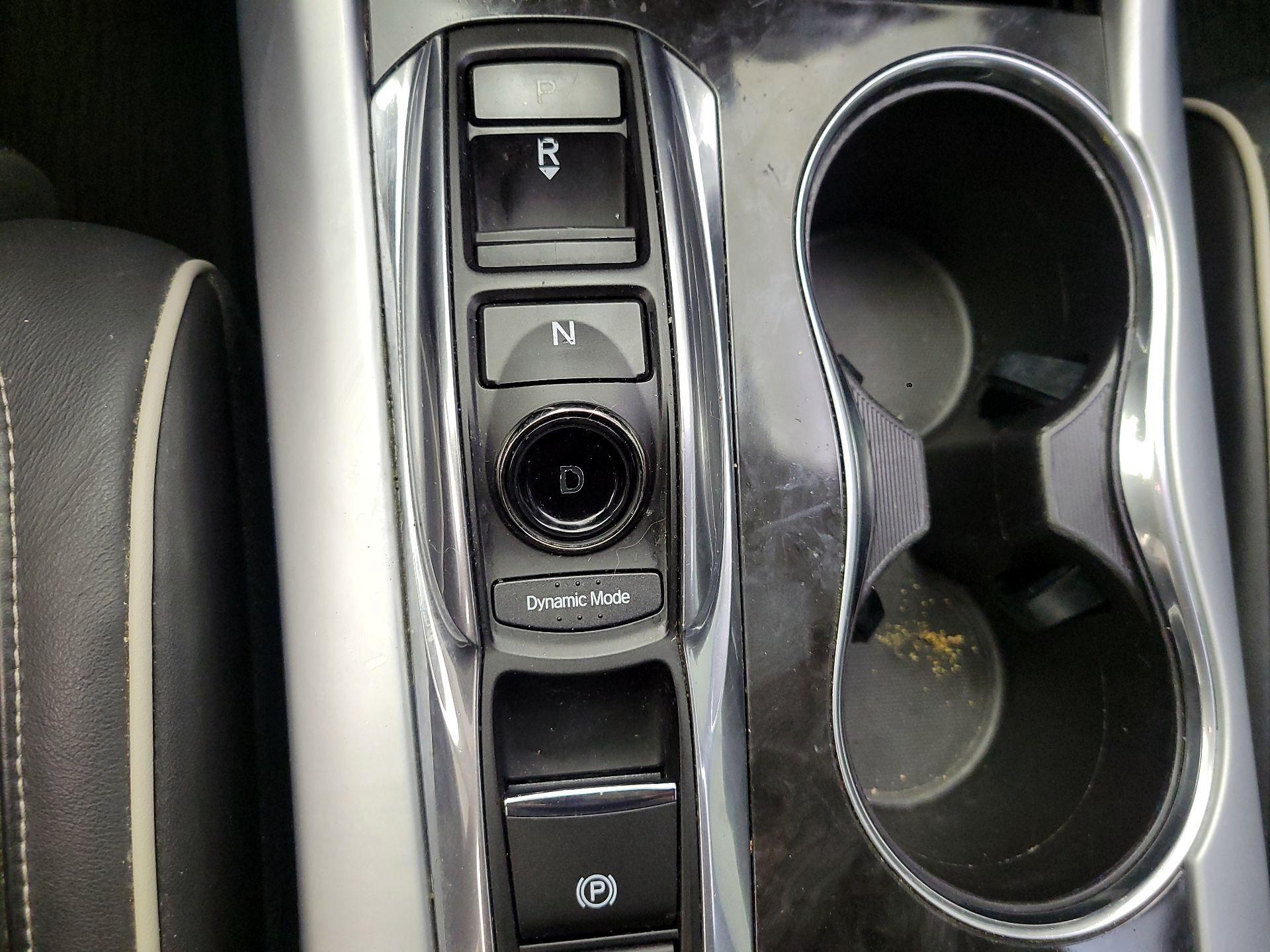 Thumbnail: 2018 Acura TLX - 16