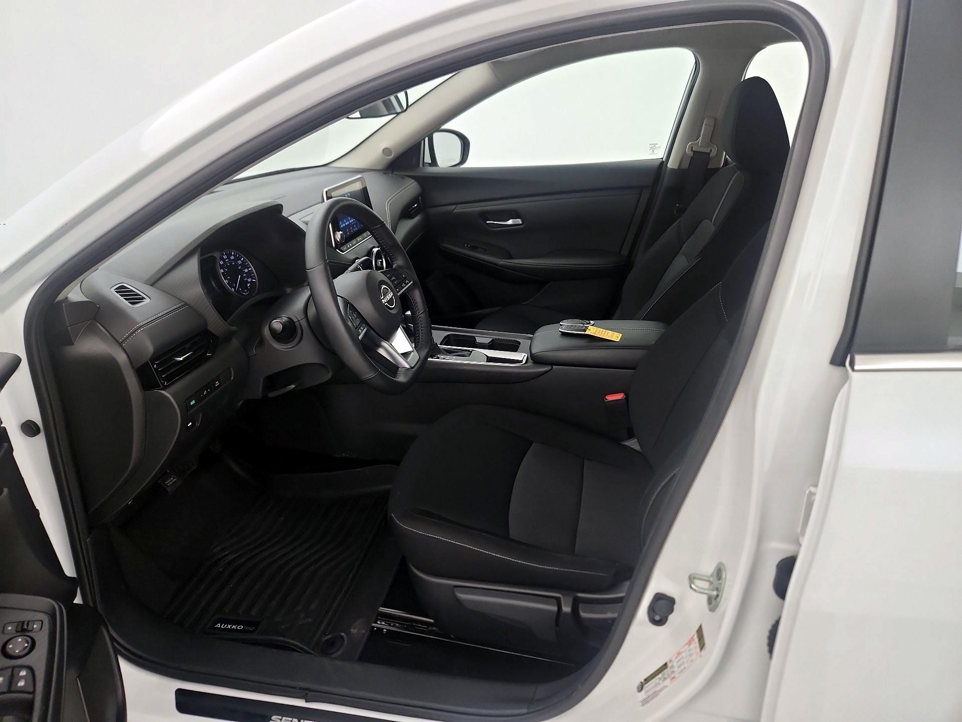 Thumbnail: 2025 Nissan Sentra - 11