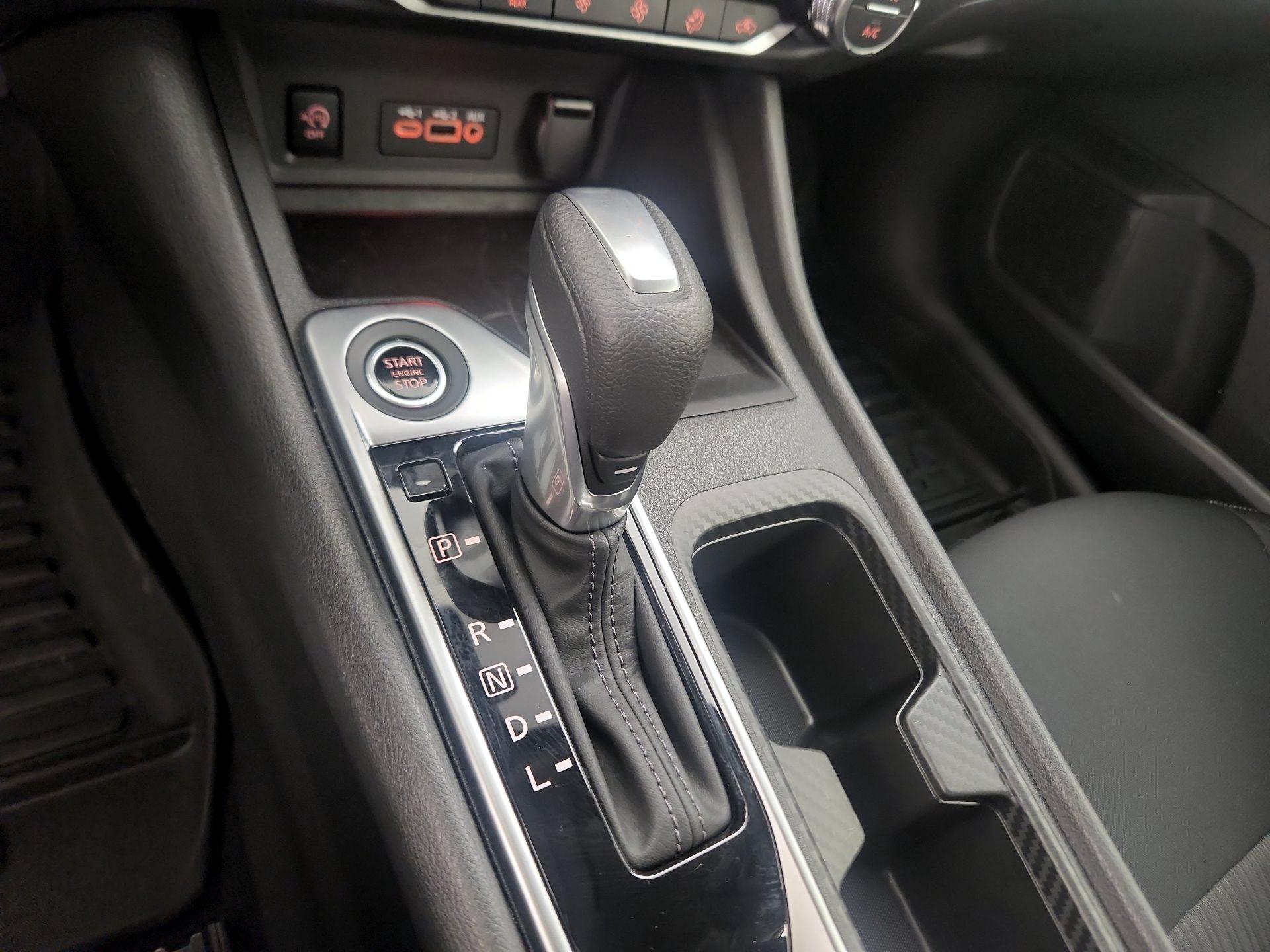 Thumbnail: 2025 Nissan Sentra - 17