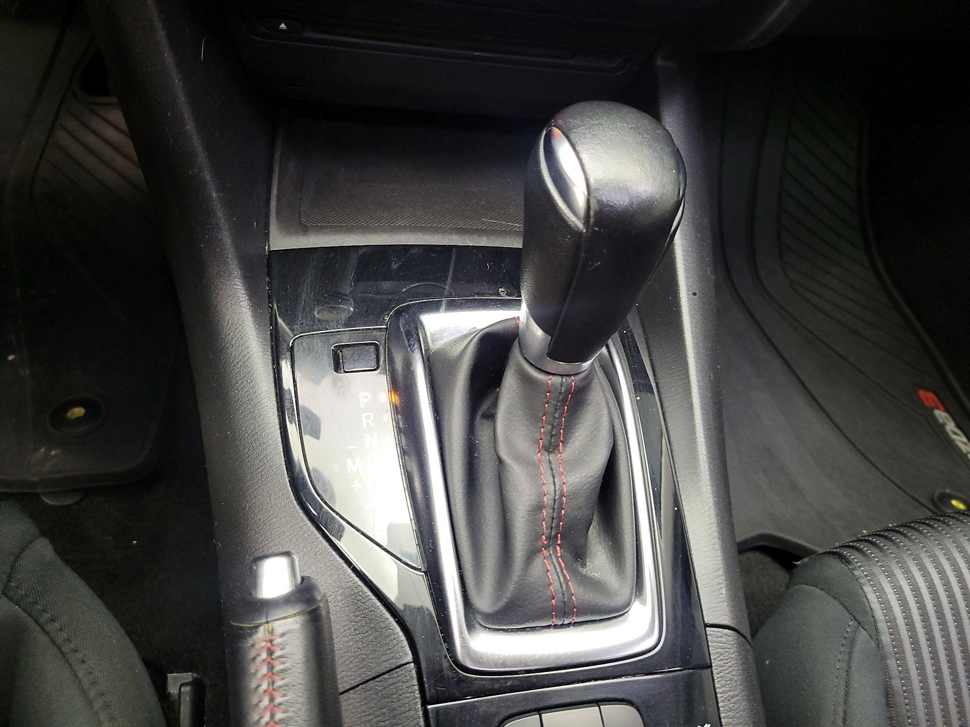 Thumbnail: 2014 Mazda Mazda3 - 16