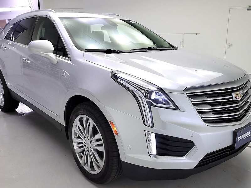 2018 Cadillac XT5 Premium Luxury