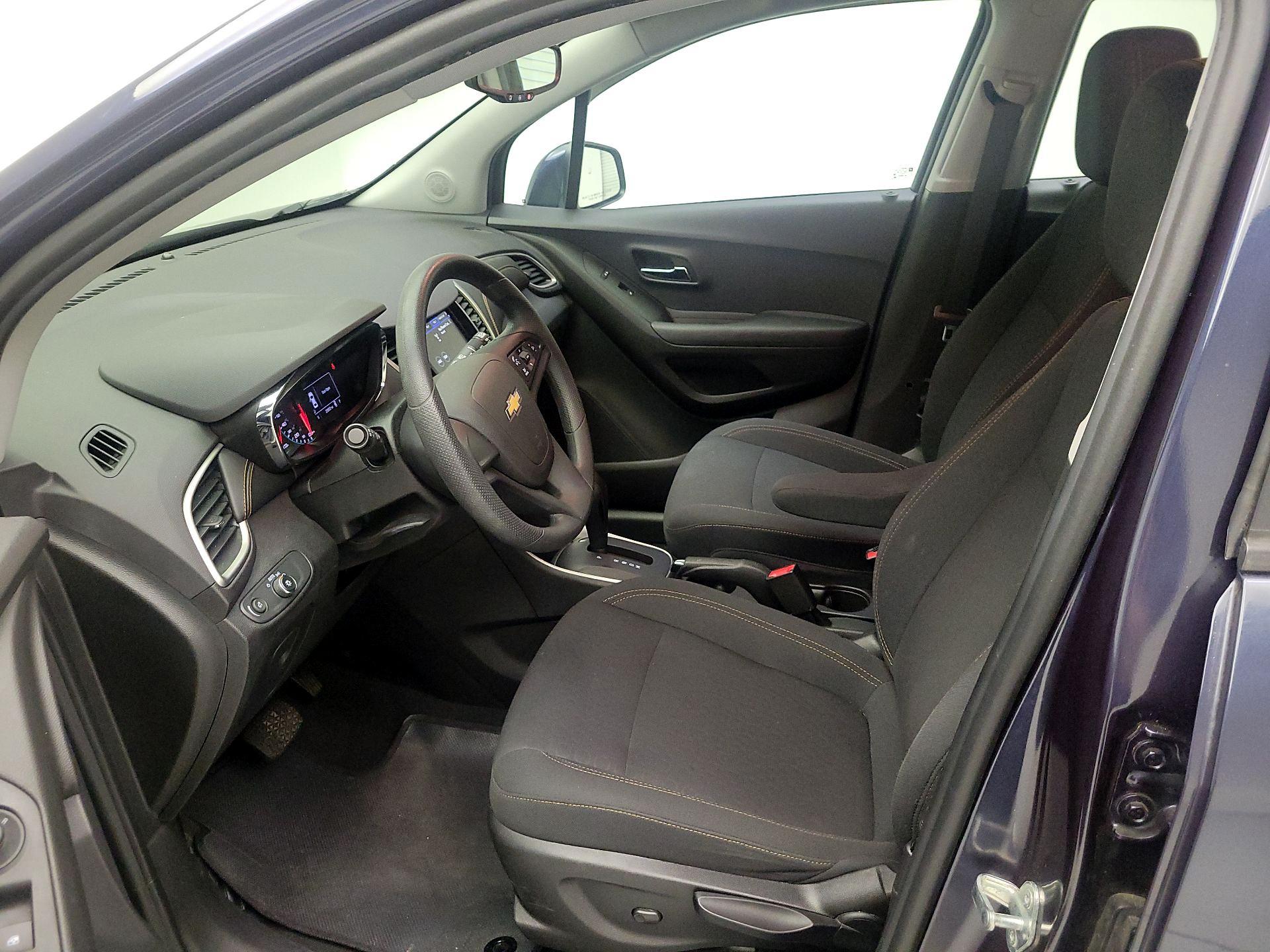 Thumbnail: 2019 Chevrolet Trax - 9