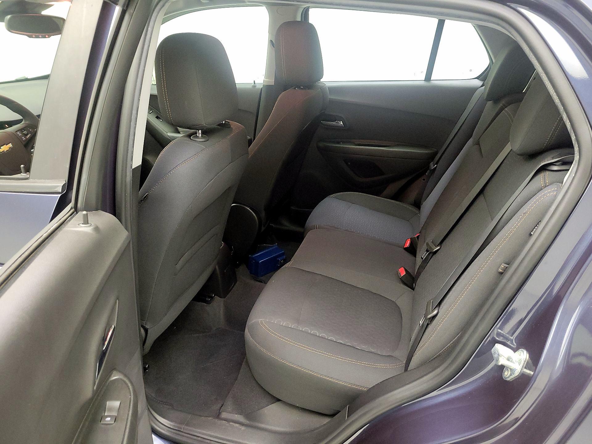 Thumbnail: 2019 Chevrolet Trax - 17