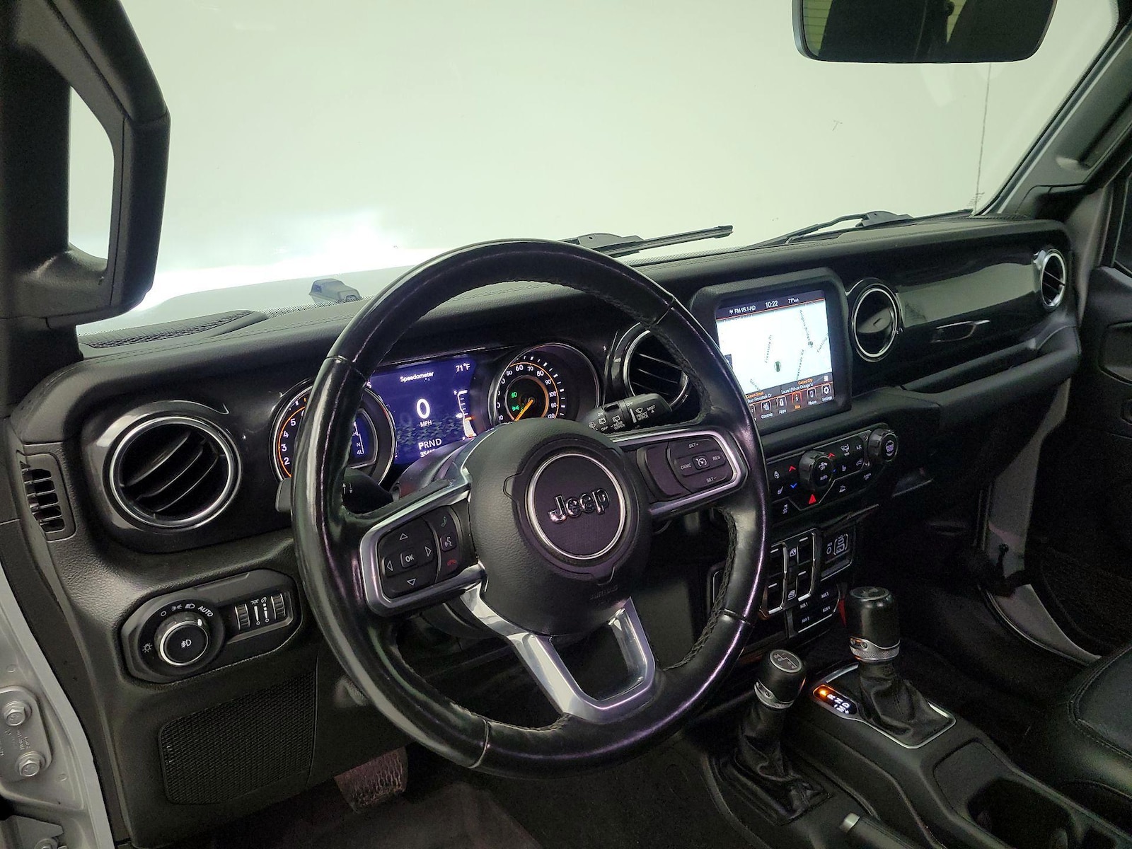 2022 Jeep Wrangler Unlimited Sahara Altitude - Photo 10