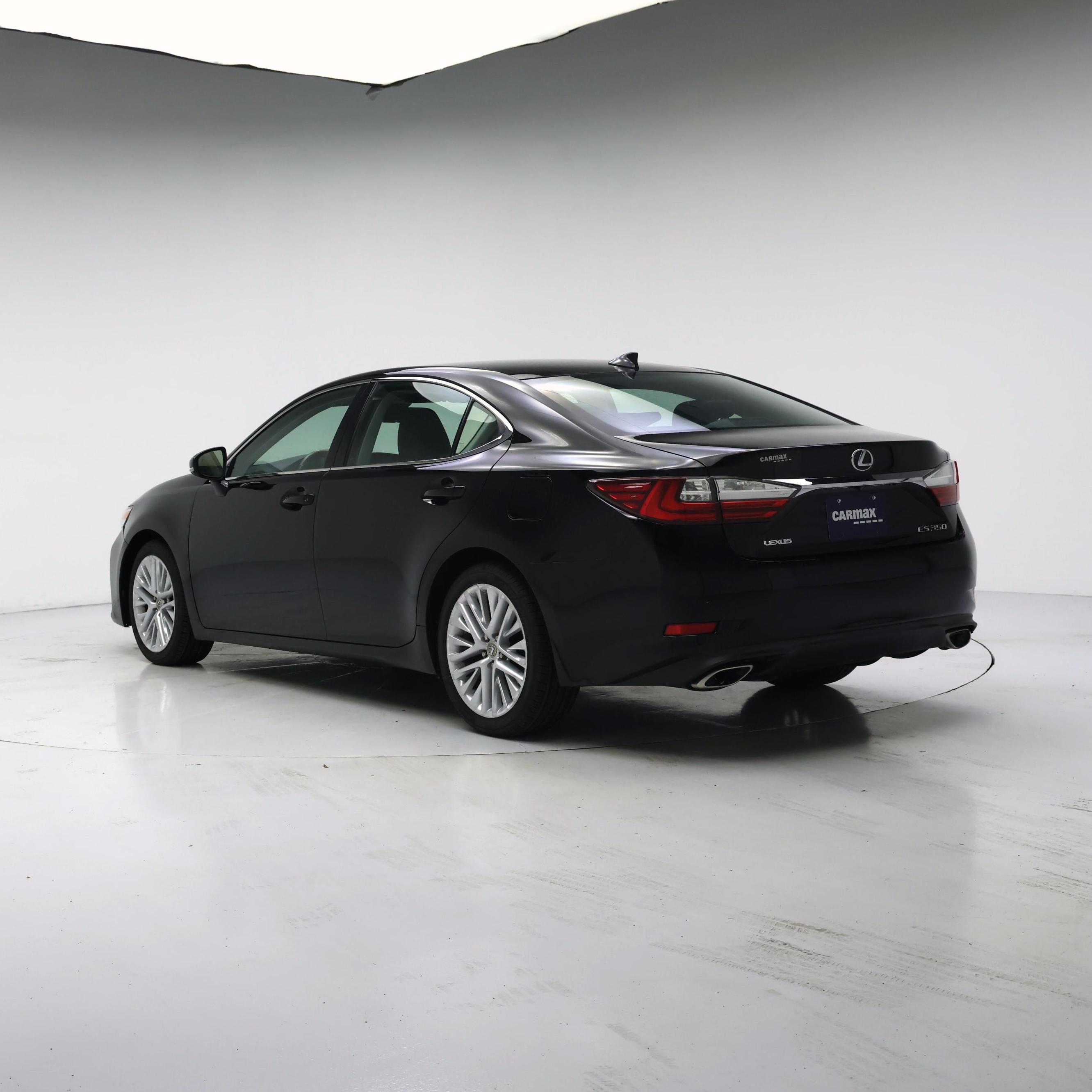 Thumbnail: 2016 Lexus ES - 2