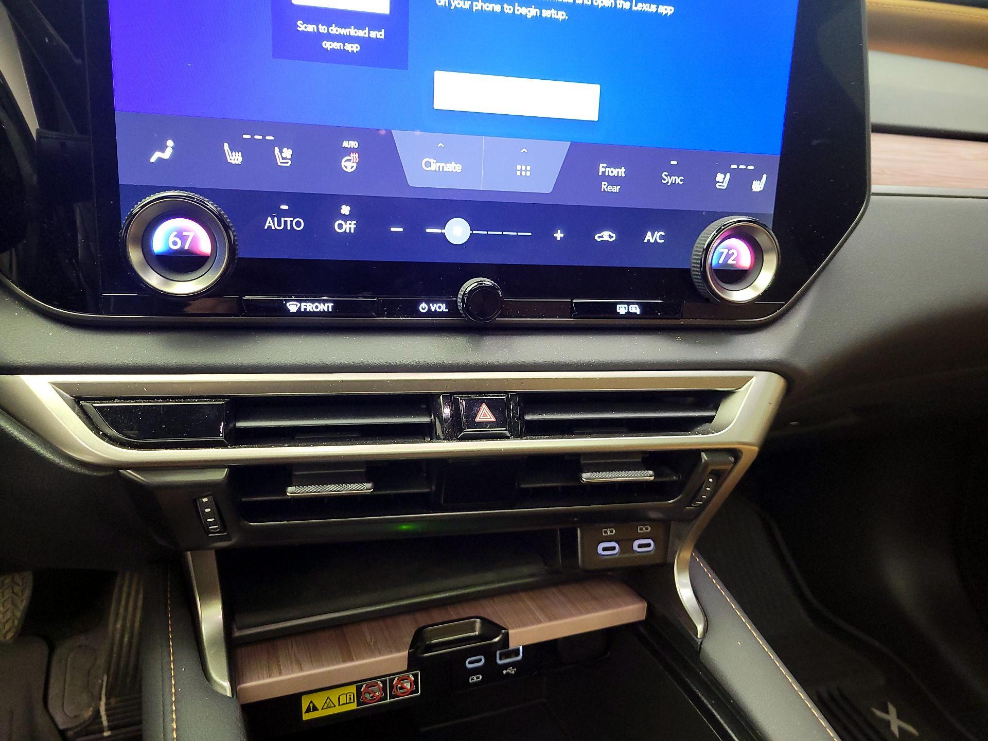 Thumbnail: 2023 Lexus RX - 14