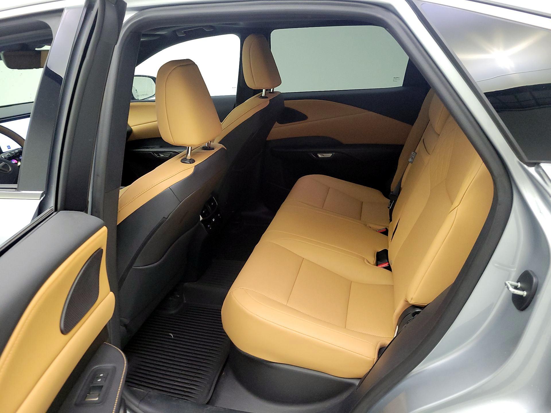 Thumbnail: 2023 Lexus RX - 18