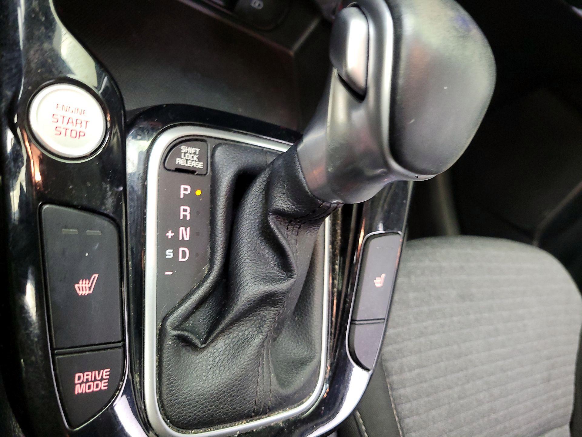 Thumbnail: 2020 Kia Soul - 15