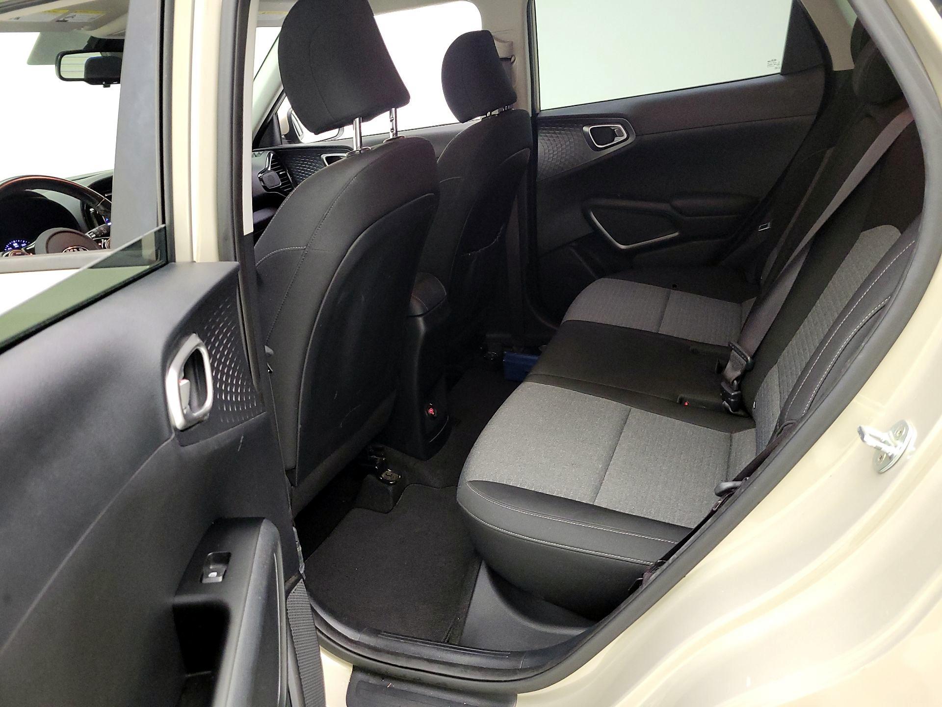 Thumbnail: 2020 Kia Soul - 17