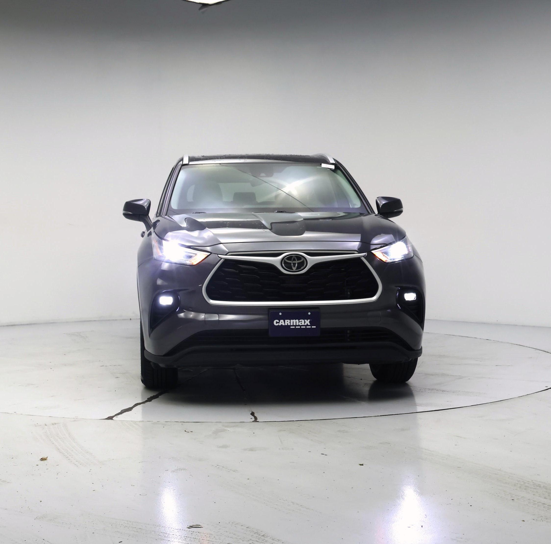 Thumbnail: 2022 Toyota Highlander - 5