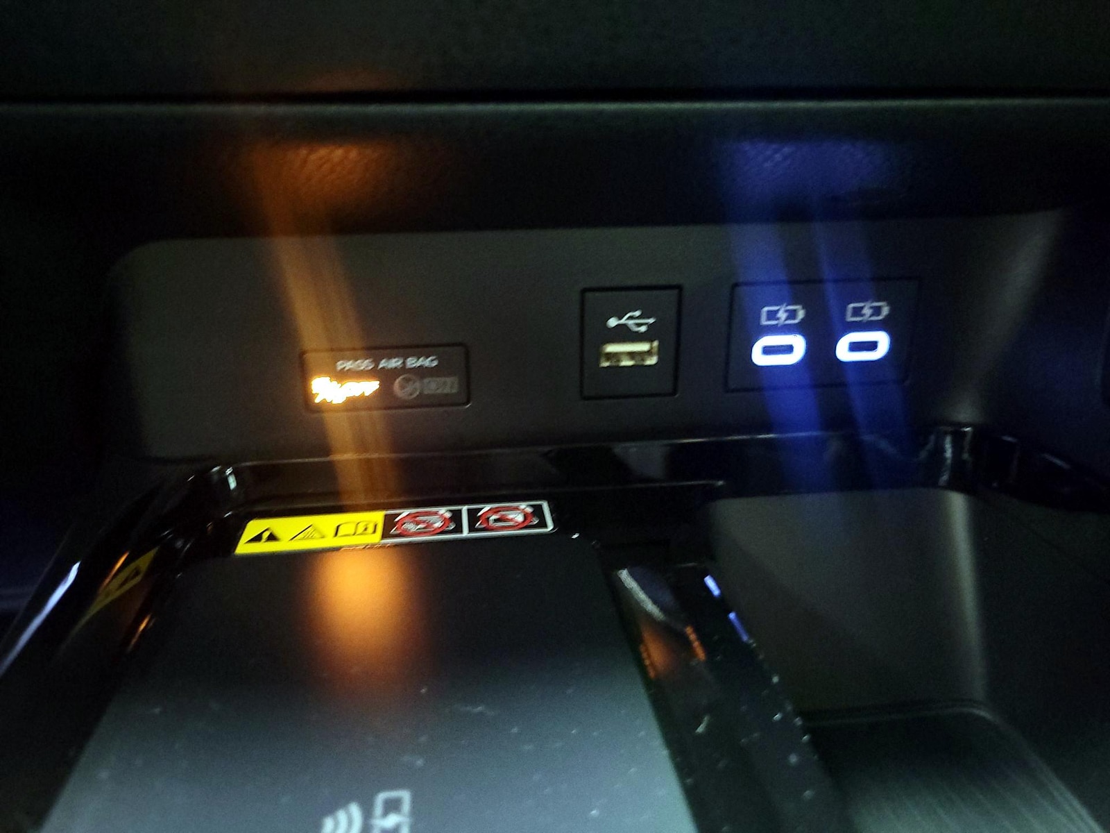 2026 Toyota Camry XSE - Photo 17