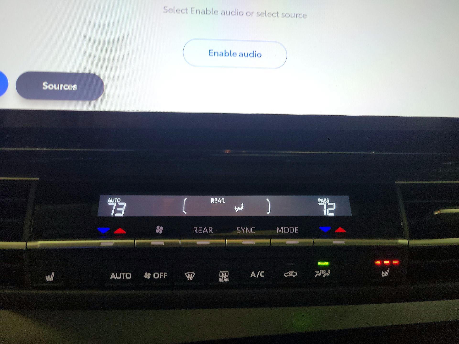 Thumbnail: 2025 Toyota Sienna - 14