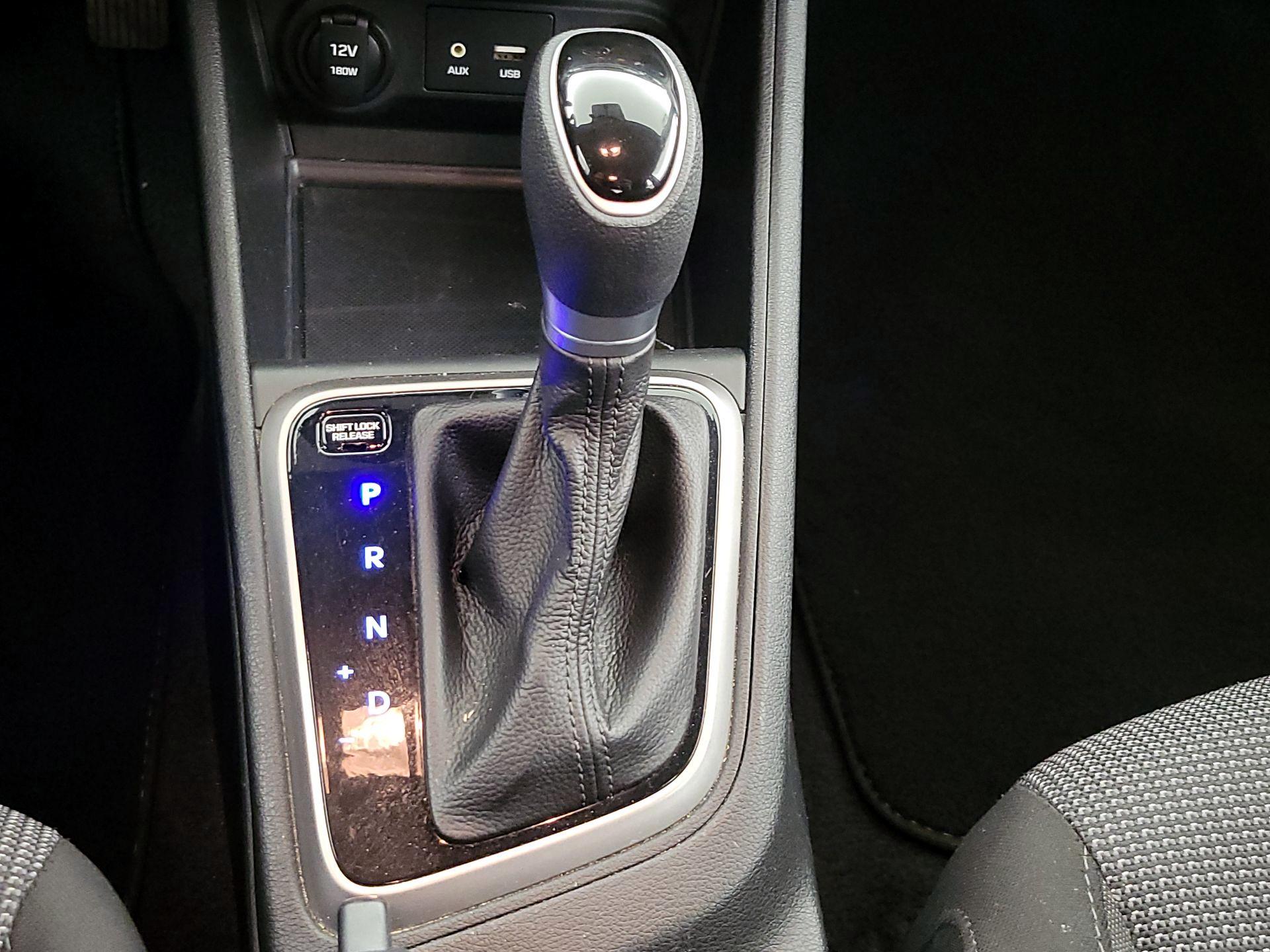 Thumbnail: 2019 Hyundai Accent - 17