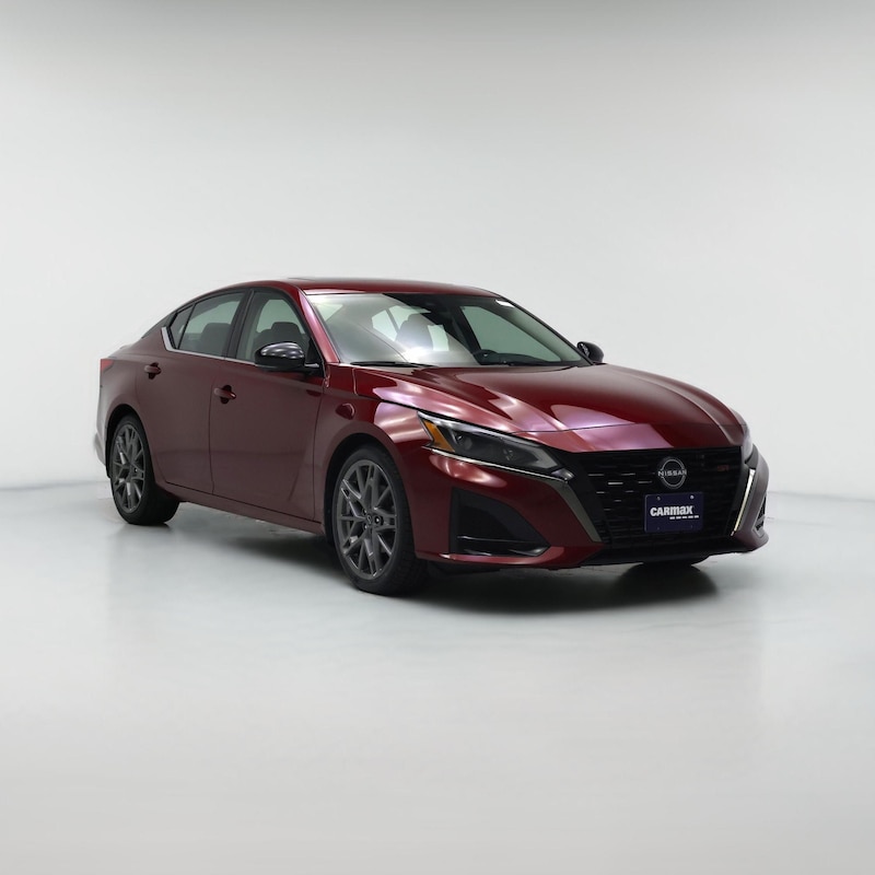 2023 Nissan Altima SR